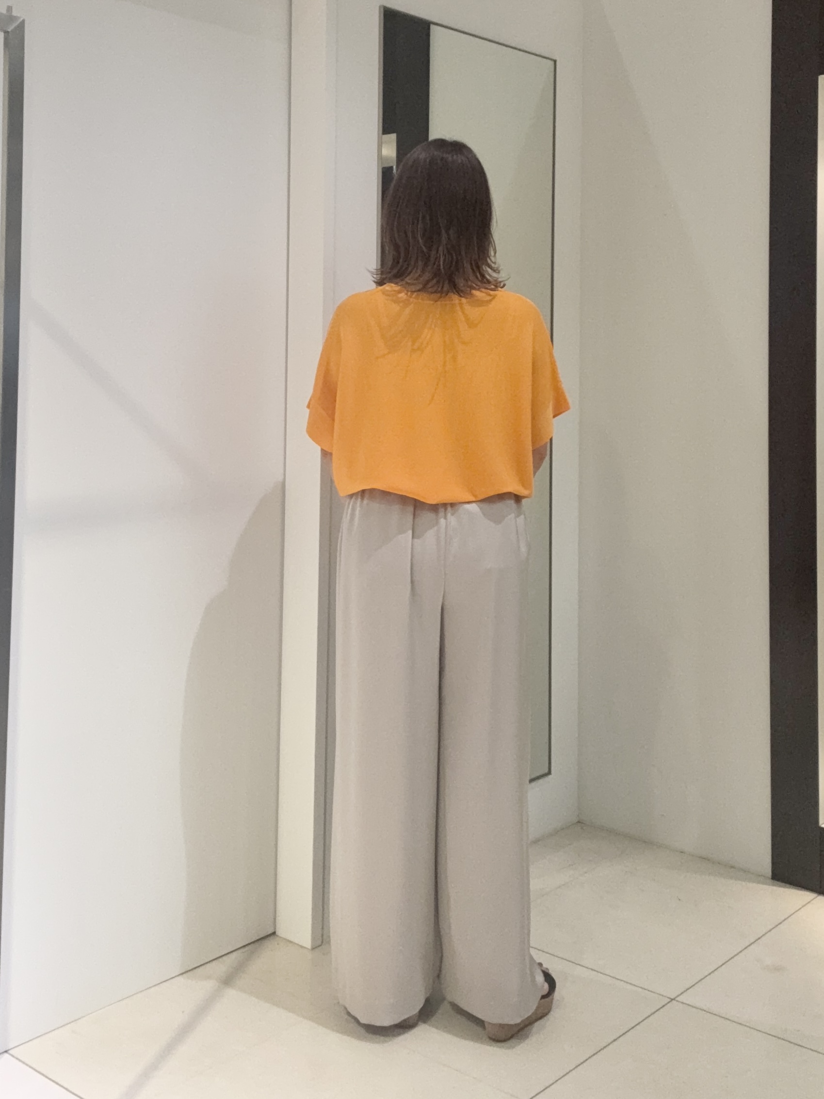 tomoさんの「UNTITLED｜【11色展開/体型カバー】前後2WAYフレンチスリーブニット」を使ったコーディネート