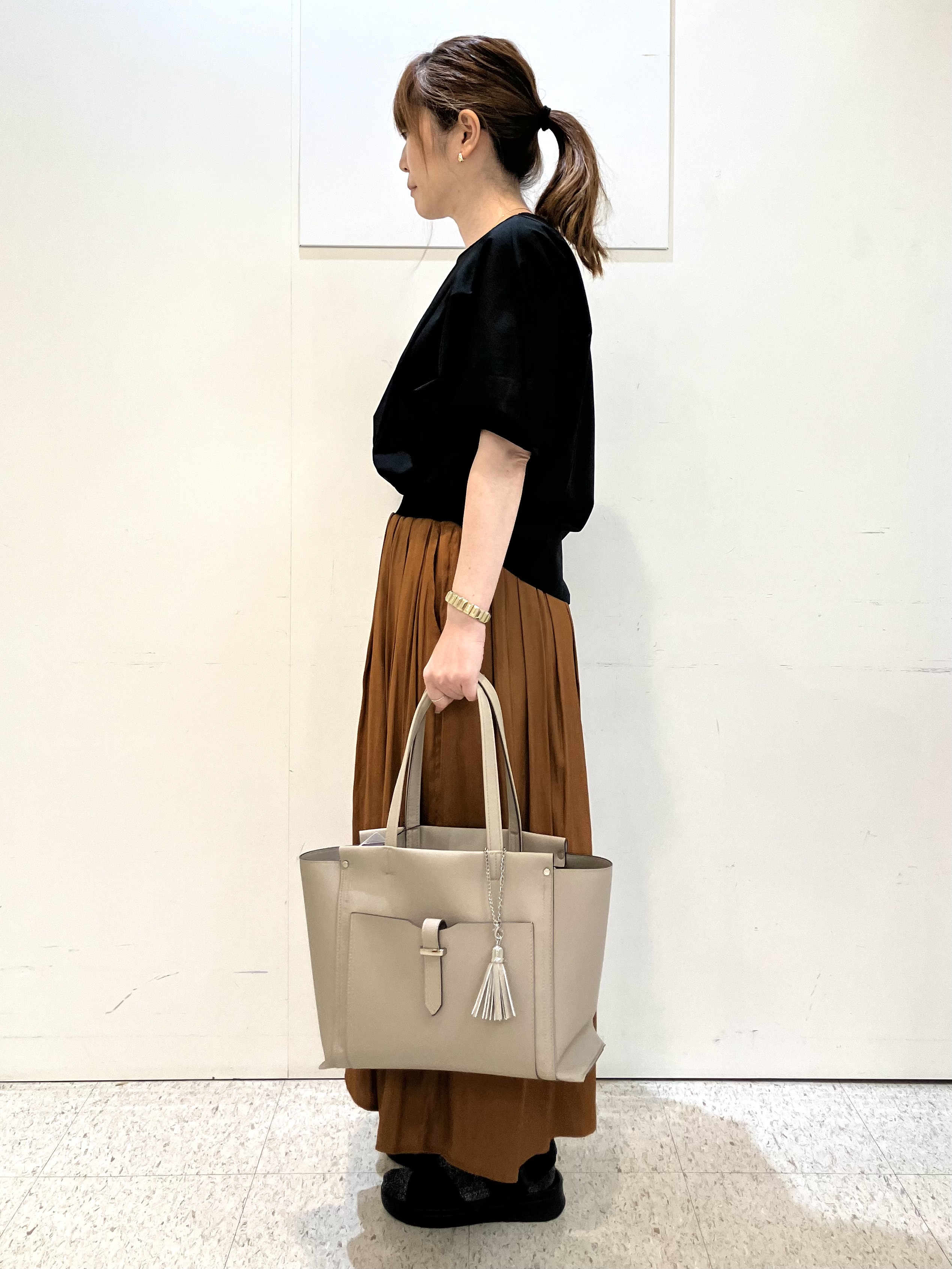 kozuさんの「Reflect｜【UVカット／接触冷感／吸水速乾】ギャザースリーブカットソー」を使ったコーディネート