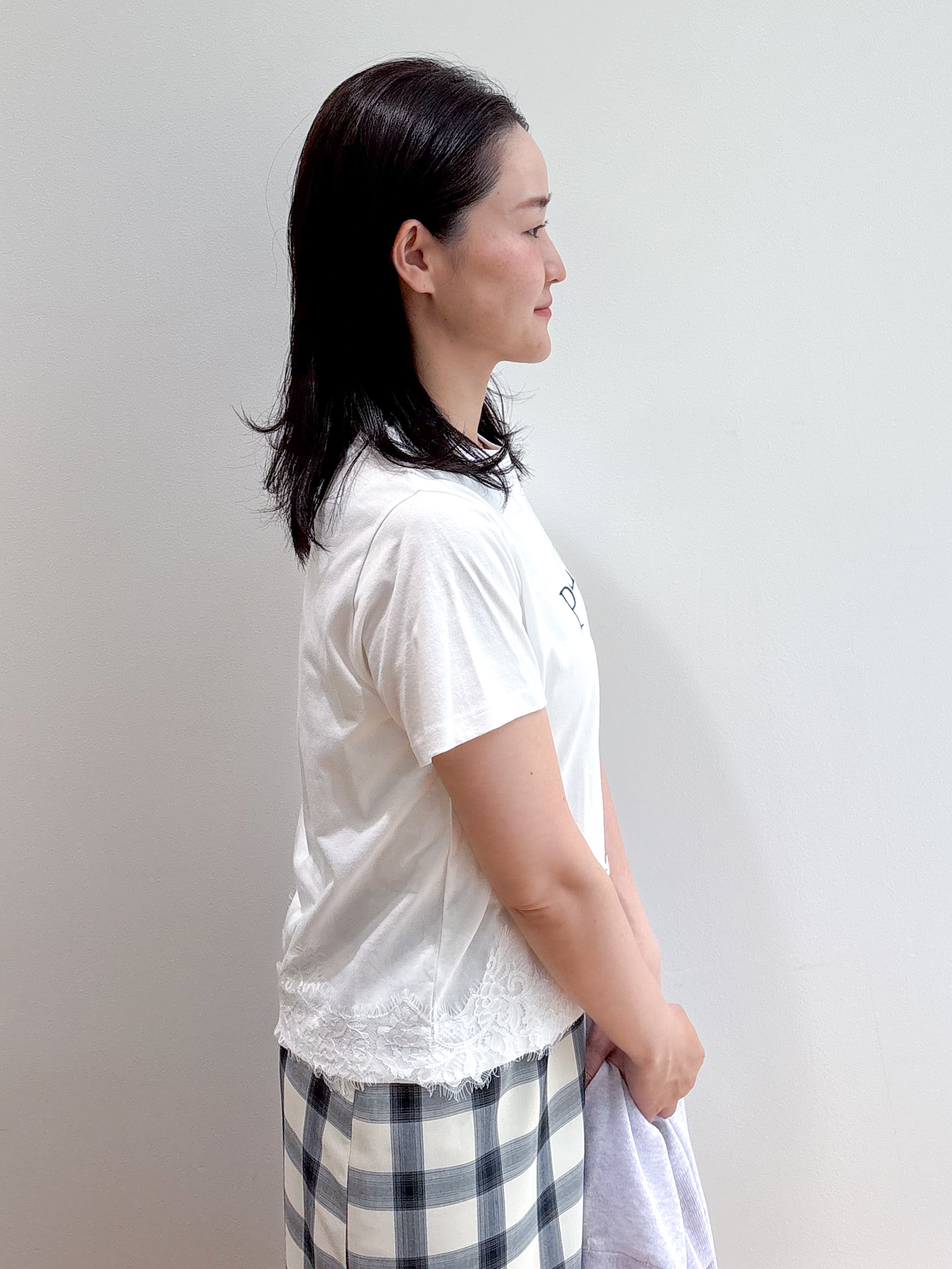 そねなおさんの「index｜【接触冷感／UVケア】裾レースロゴTシャツ《洗濯機OK／S-3L》」を使ったコーディネート