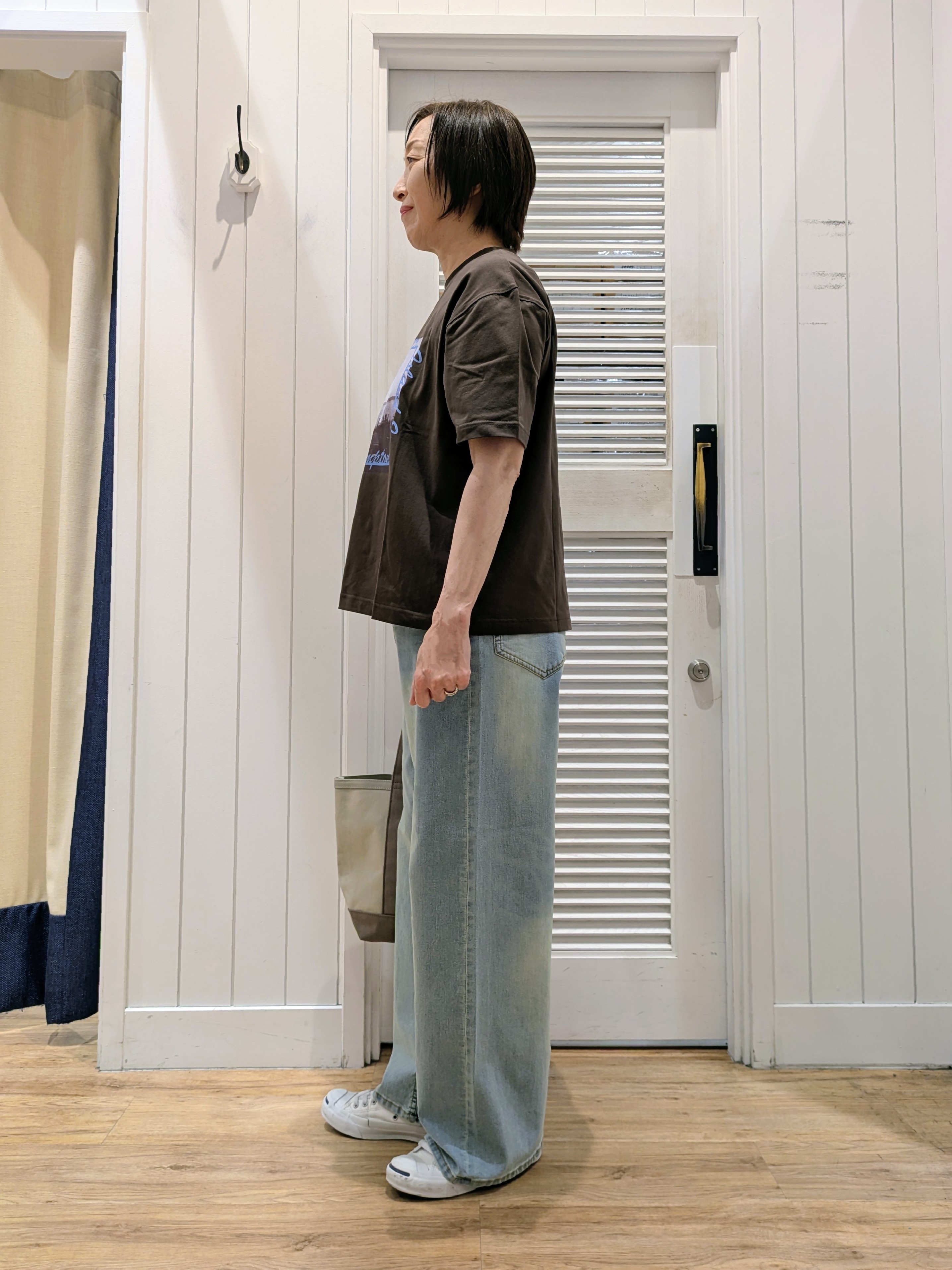 Asaさんの「Dessin｜グラフィックデザイン Tシャツ」を使ったコーディネート