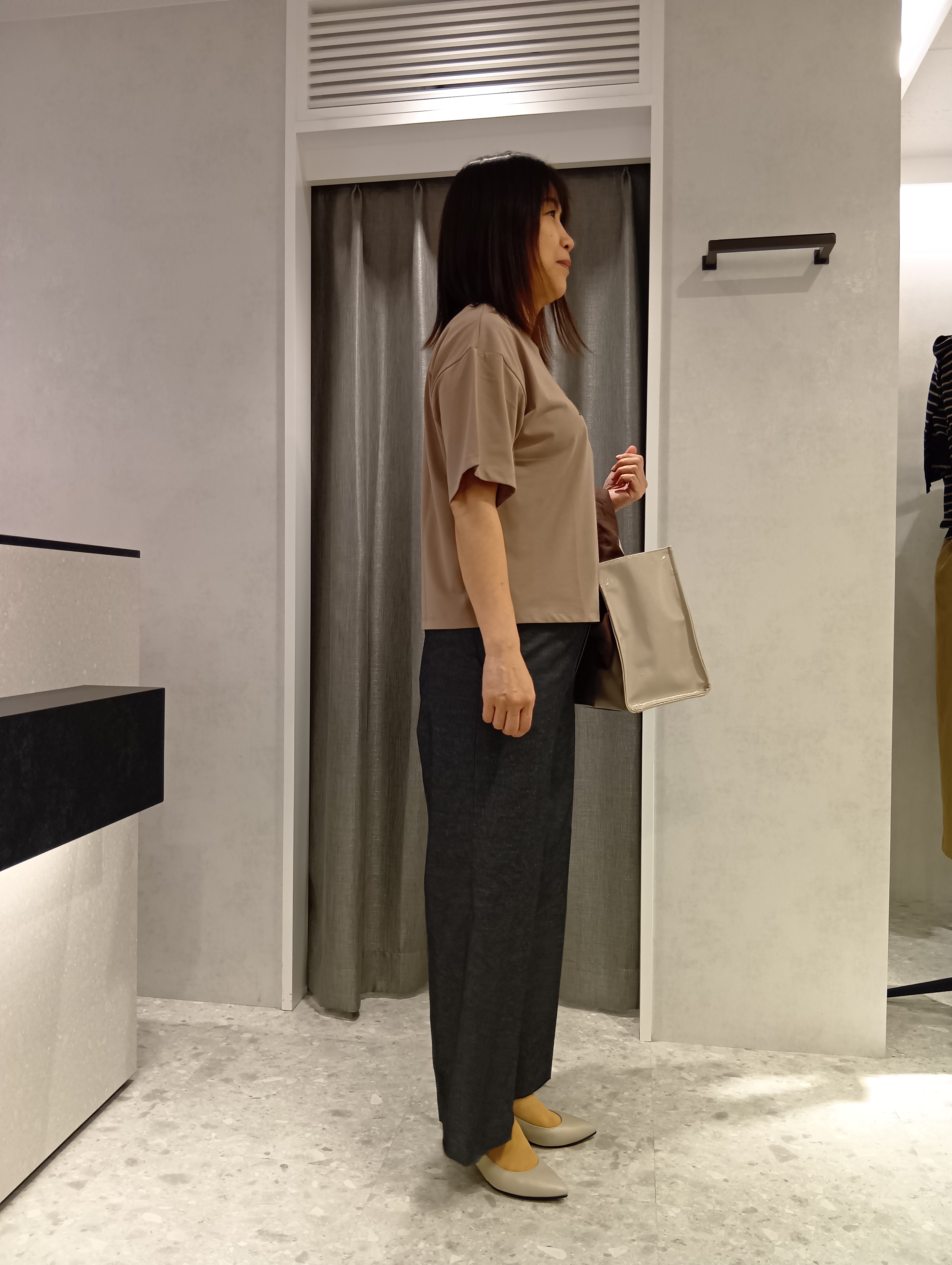 tomoさんの「UNTITLED｜【麻100】リネンドルマンシャツ」を使ったコーディネート