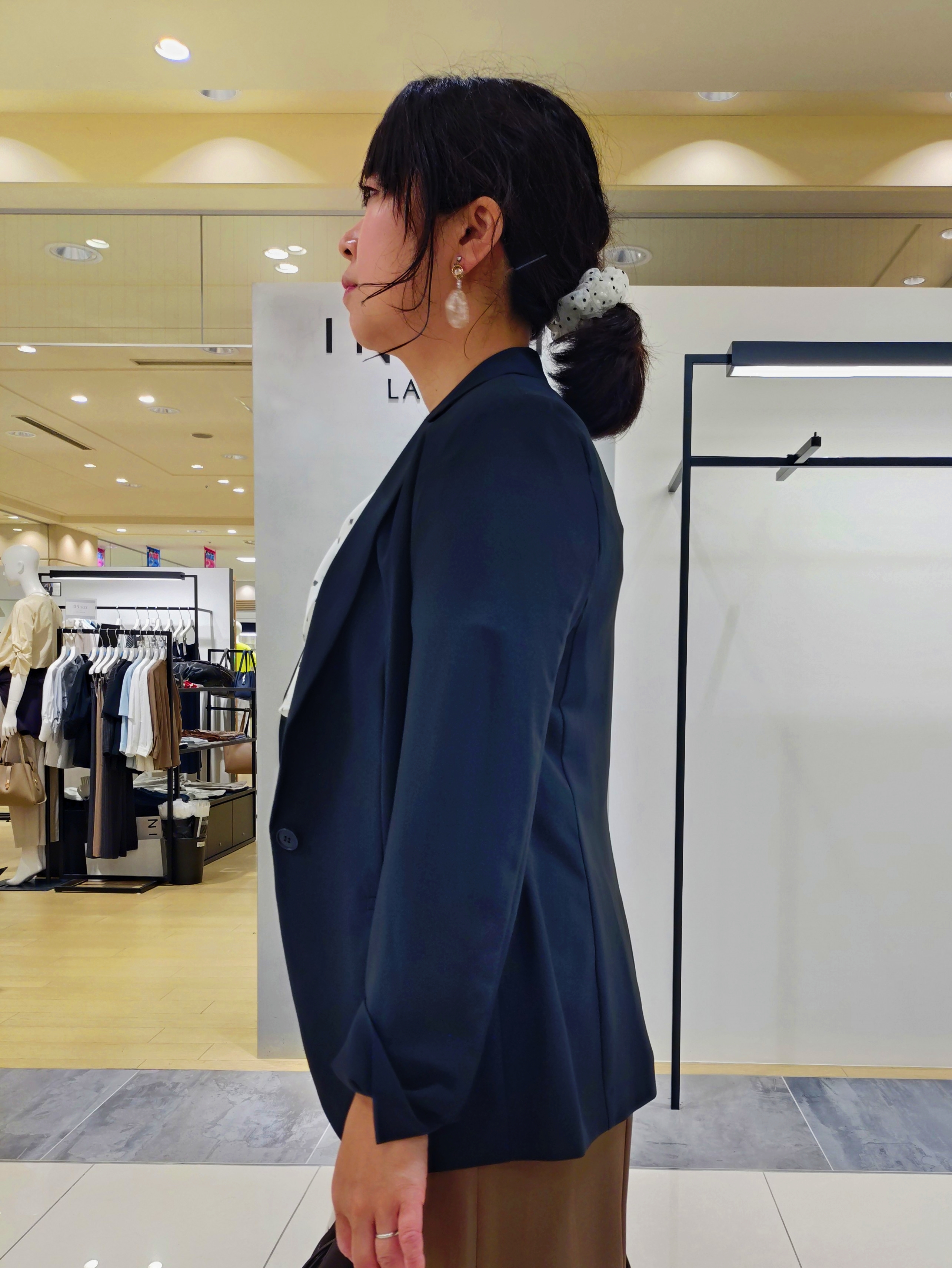 TOMOMIさんの「INDIVI｜【着る日傘】イージーワイドパンツ」を使ったコーディネート