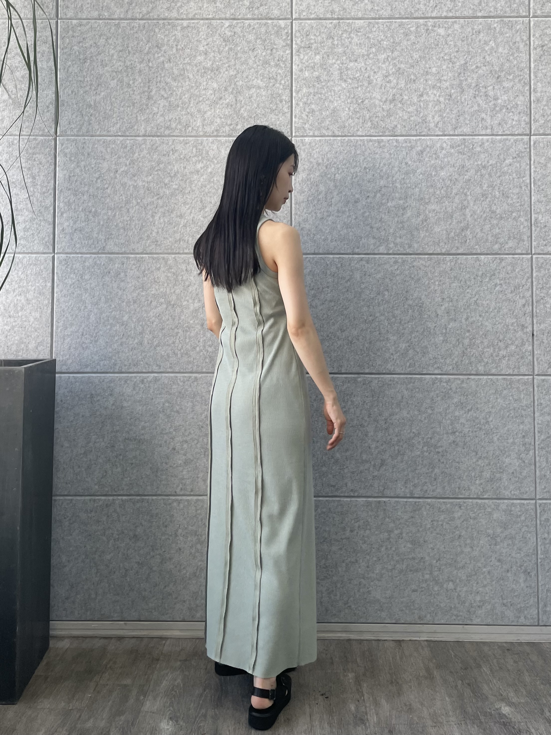 丸山加奈子さんの「CODE A｜【Cup-in】Jersey dress」を使ったコーディネート