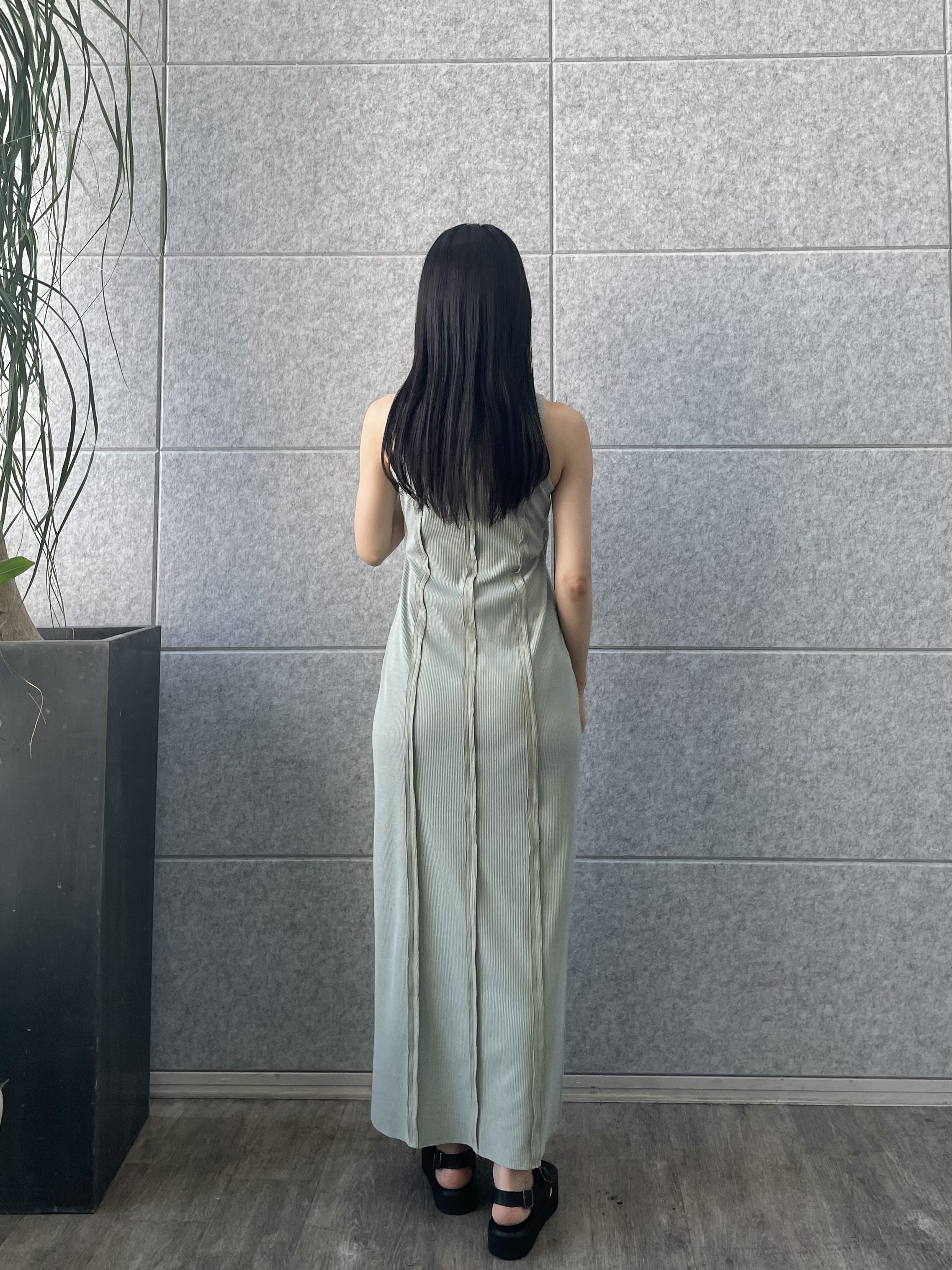 丸山加奈子さんの「CODE A｜【Cup-in】Jersey dress」を使ったコーディネート