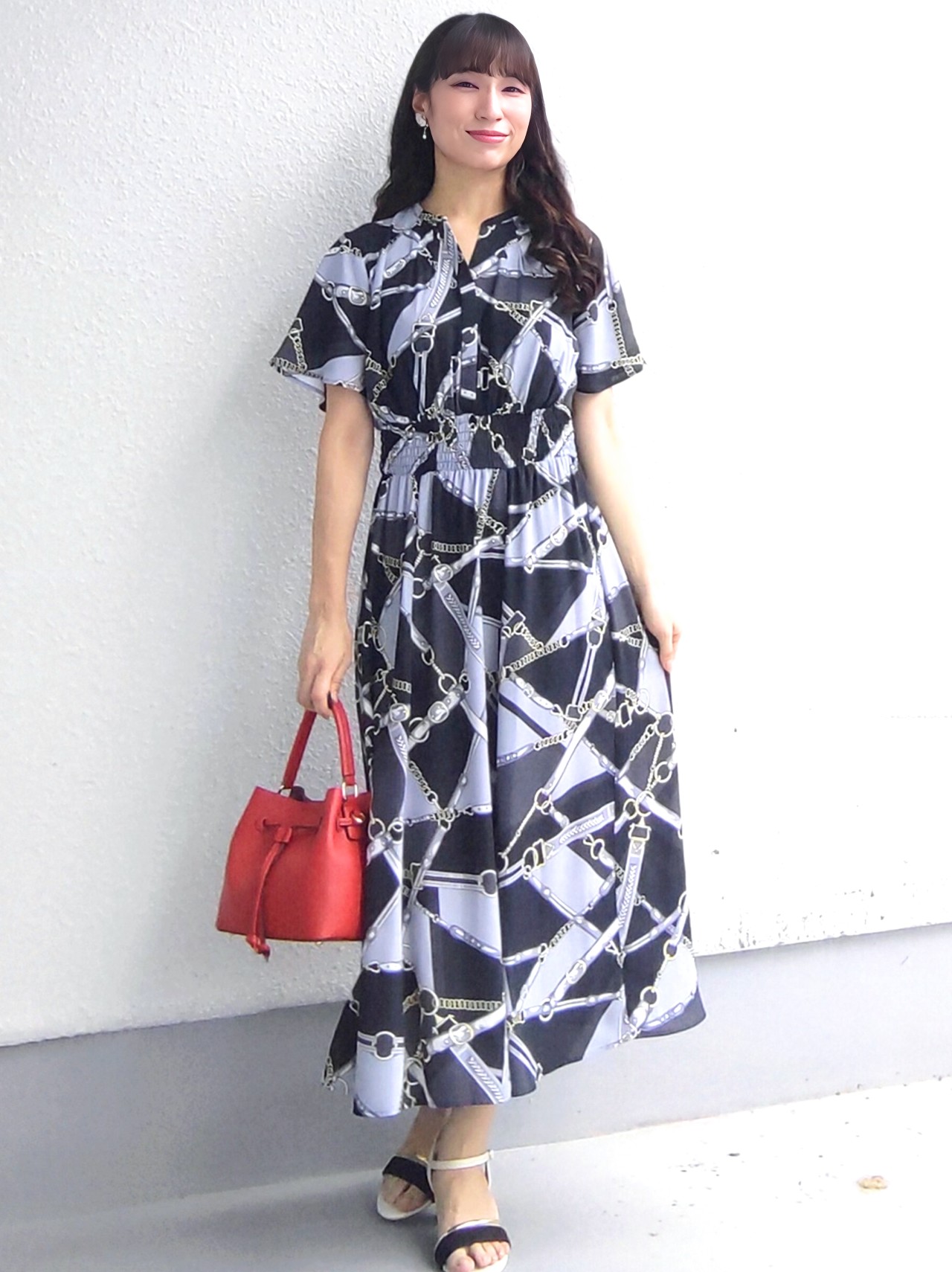 keinaさんの「SunaUna｜【手洗い可】スカーフ柄ワンピース」を使ったコーディネート