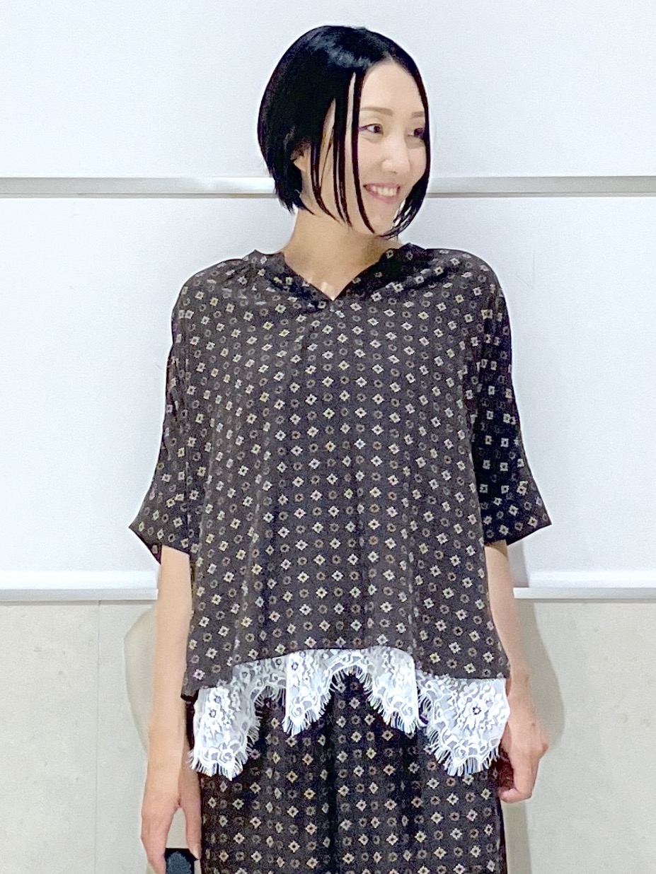 eriko さんの「Dessin｜【セットアップ可】小紋柄プリント スキッパーシャツ」を使ったコーディネート