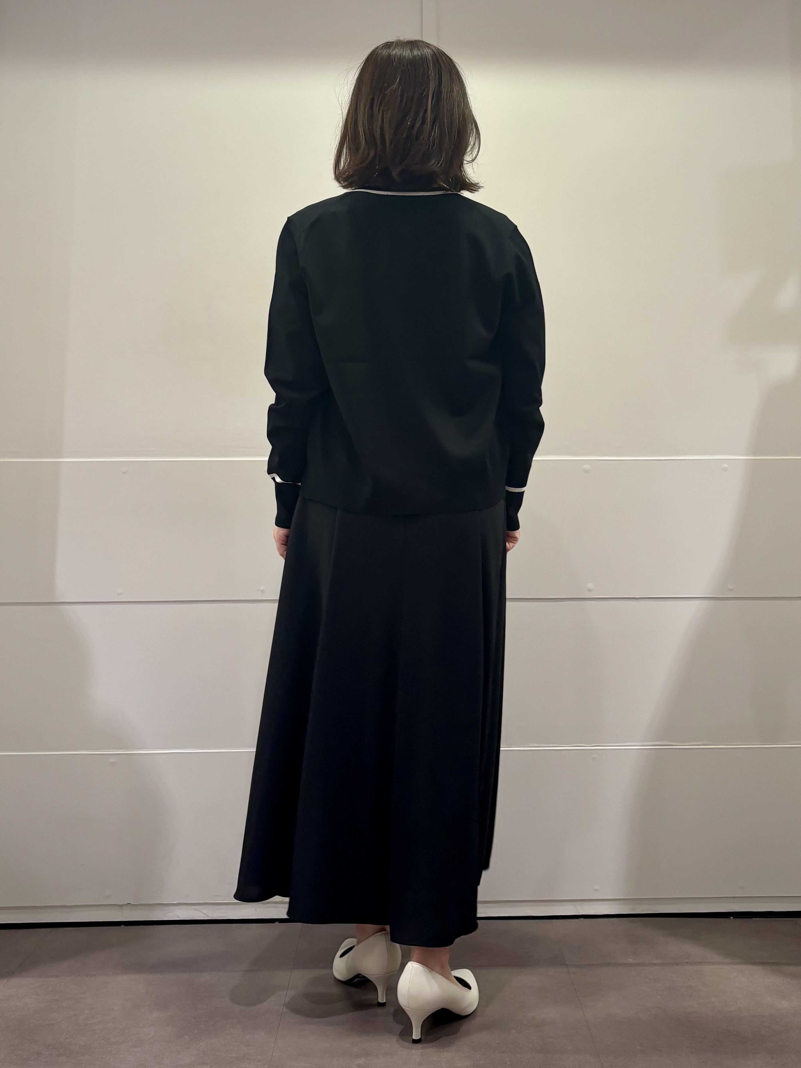 TOKOさんの「UNTITLED｜【接触冷感/吸水速乾/洗える】ドレープツイルワンピース」を使ったコーディネート