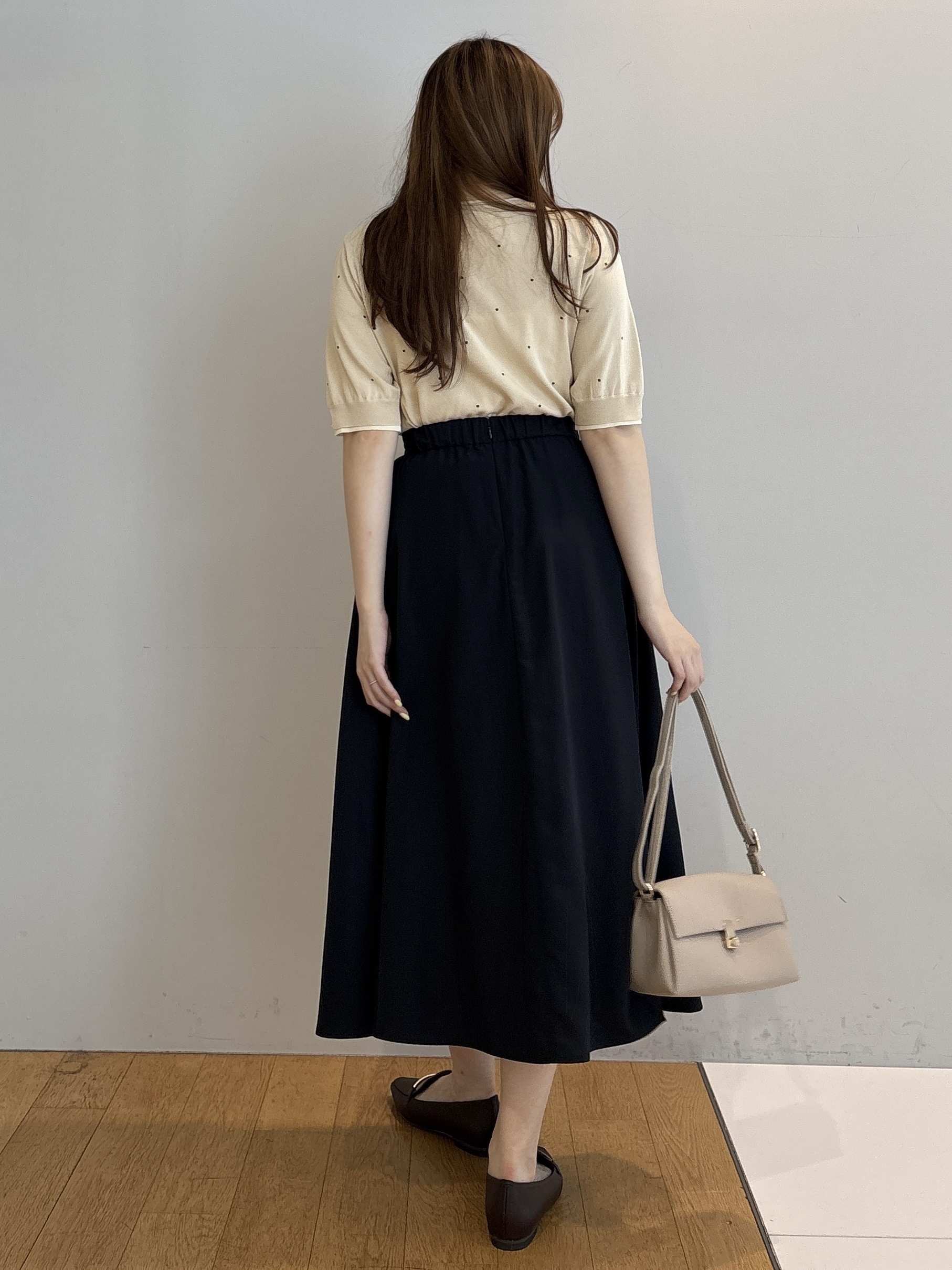 sayaさんの「grove｜ドット刺しゅうニットプルオバー」を使ったコーディネート