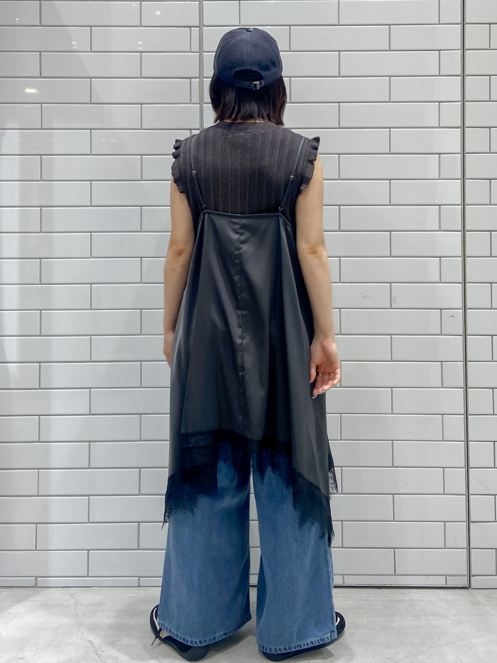 kimiさんの「OPAQUE.CLIP｜ベロアロゴデザインキャップ」を使ったコーディネート