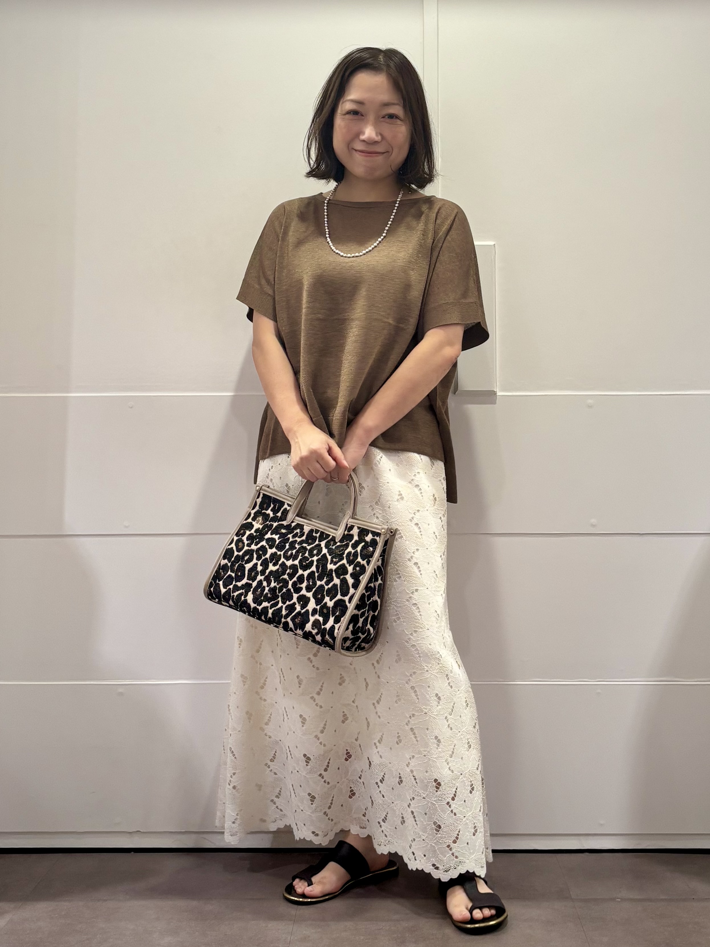 TOKOさんの「UNTITLED｜【アンサンブル可/品のある透け感】Tシャツ風ニットトップス」を使ったコーディネート