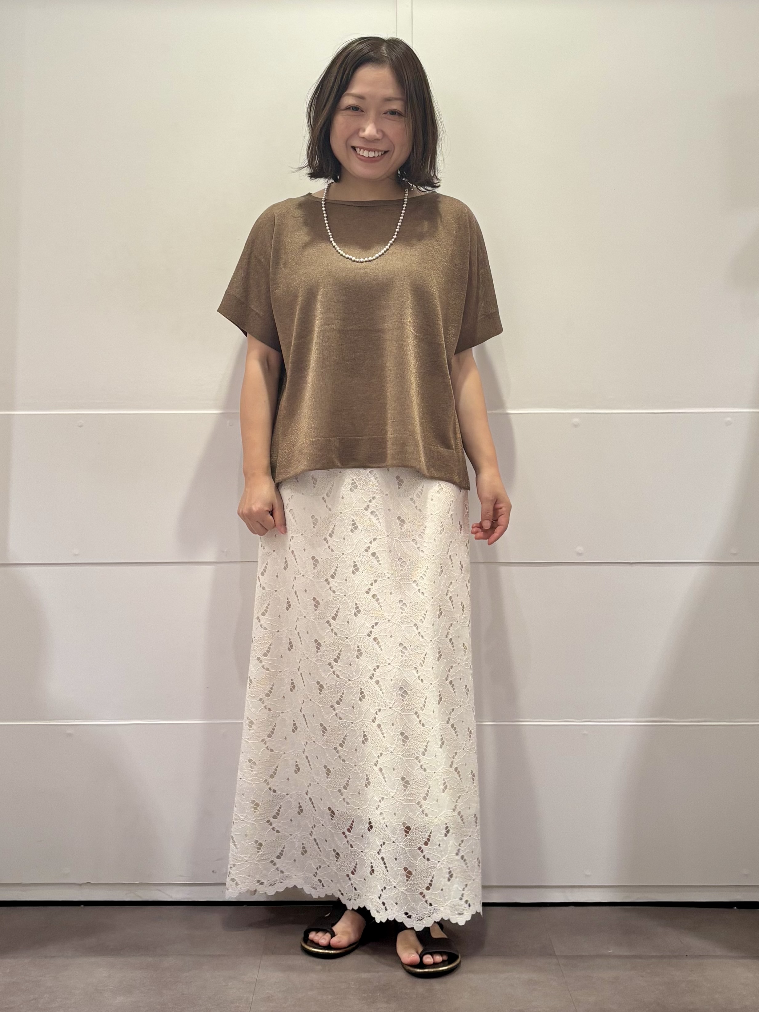 TOKOさんの「UNTITLED｜【アンサンブル可/品のある透け感】Tシャツ風ニットトップス」を使ったコーディネート