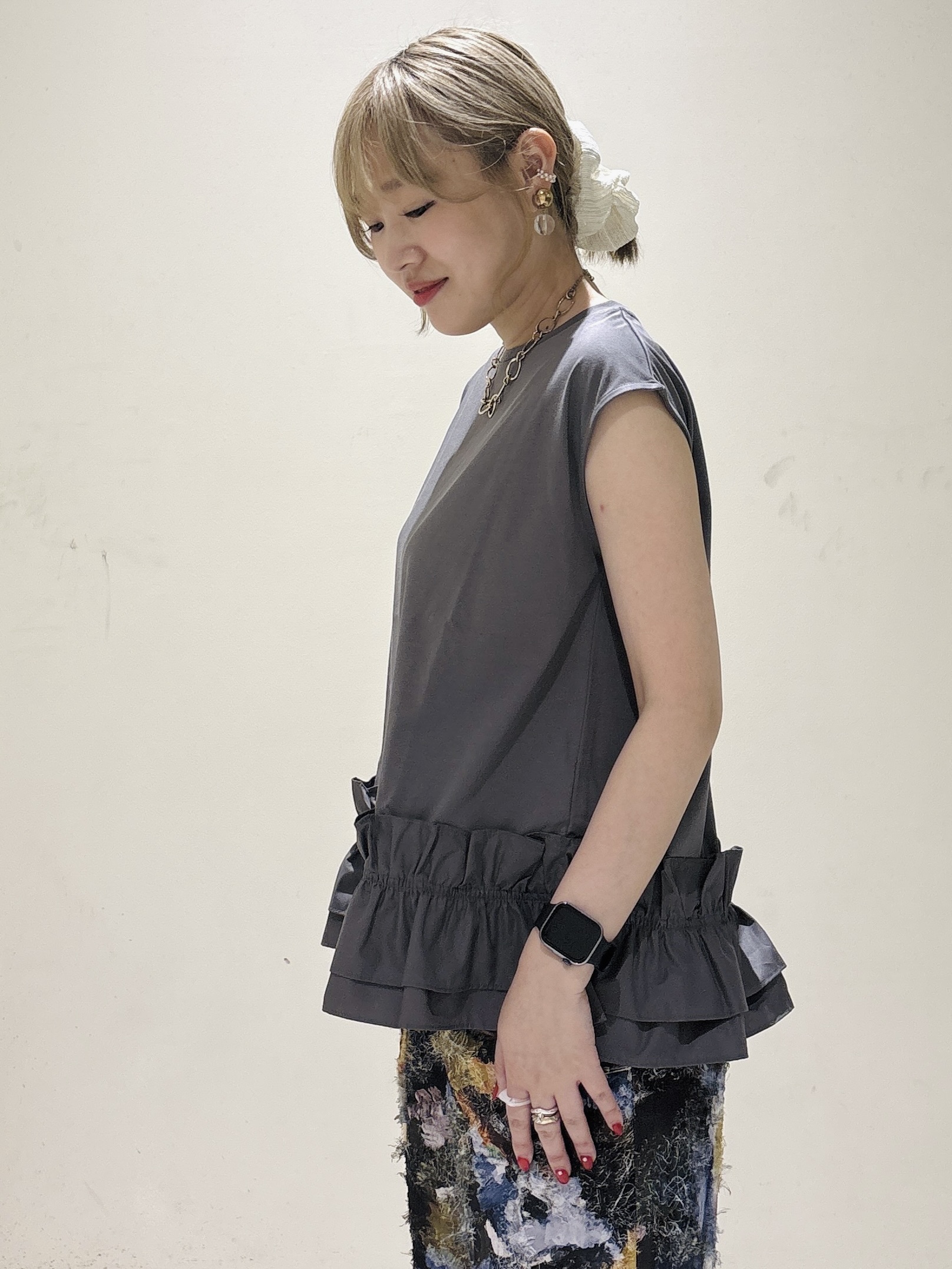 みきちぃさんの「OPAQUE.CLIP｜裾フリルドッキングカットソー【洗濯機OK】」を使ったコーディネート