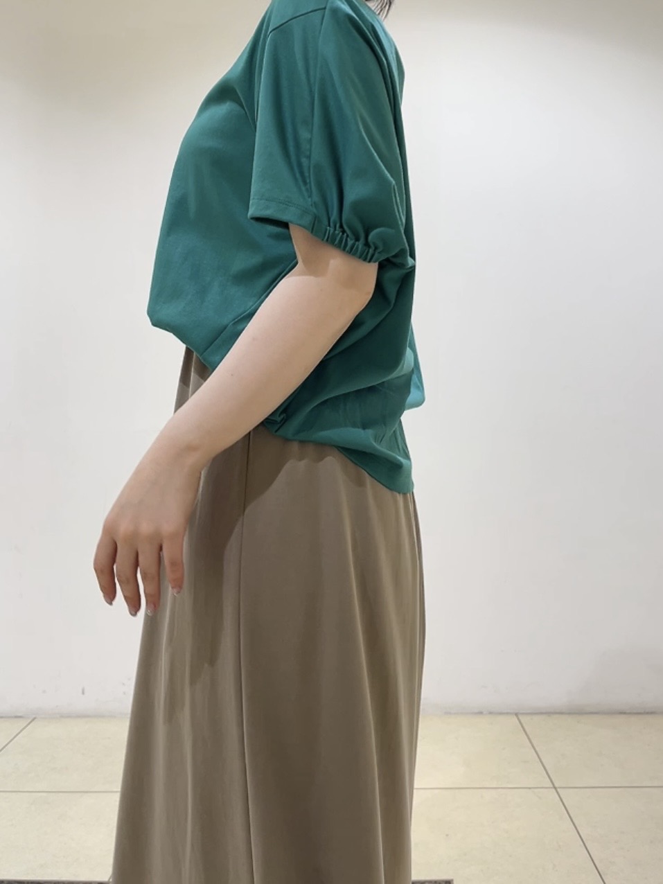 watanabeさんの「UNTITLED｜【汗染み防止/接触冷感】ドルマンプルオーバー」を使ったコーディネート