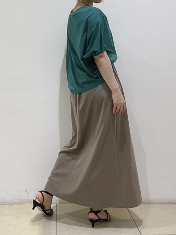 watanabeさんの「UNTITLED｜【汗染み防止/接触冷感】ドルマンプルオーバー」を使ったコーディネート