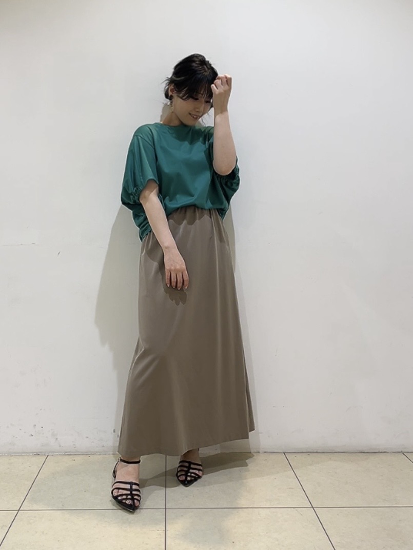 watanabeさんの「UNTITLED｜【汗染み防止/接触冷感】ドルマンプルオーバー」を使ったコーディネート