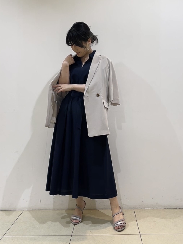 watanabeさんの「UNTITLED｜【秋の通勤羽織/セットアップ可/UVカット】エアリークール半袖ジャケット」を使ったコーディネート