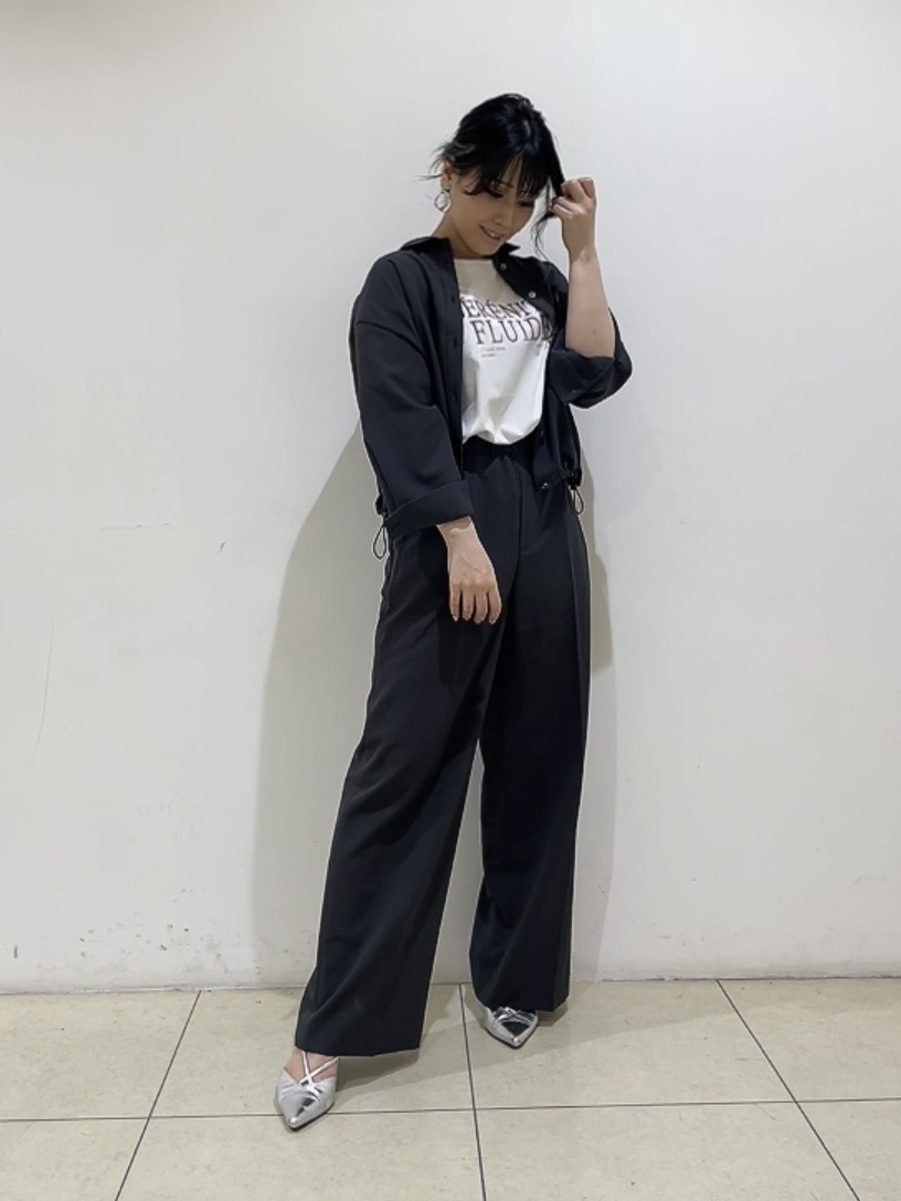 watanabeさんの「UNTITLED｜【セットアップ可/UVカット/接触冷感】エアリークールドロストシャツ」を使ったコーディネート