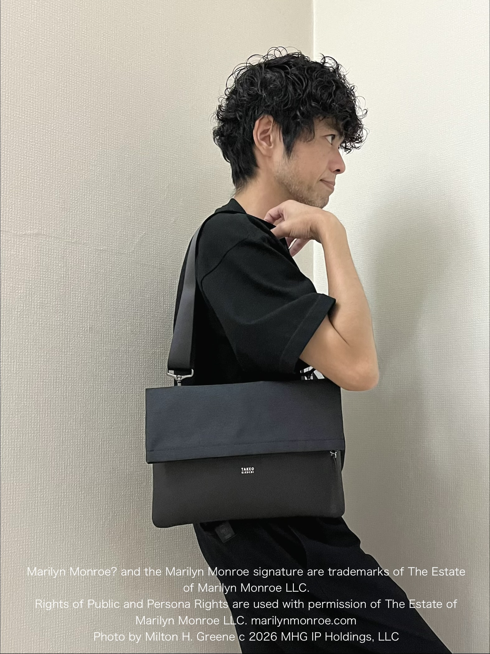 URAさんの「TAKEO KIKUCHI｜【別注】マリリン・モンロー/フォトTシャツ」を使ったコーディネート