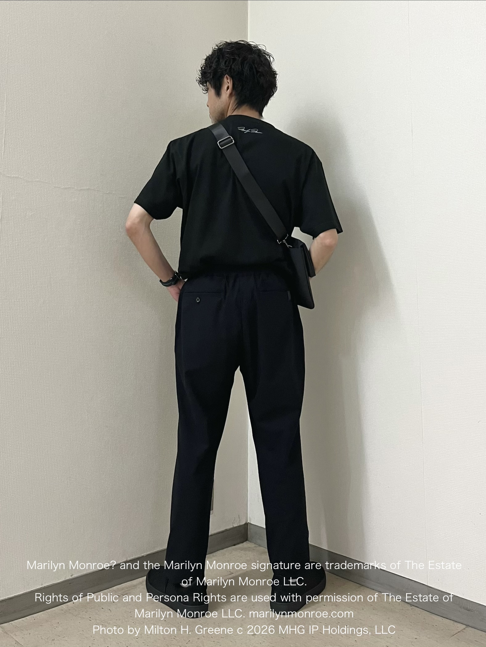 URAさんの「TAKEO KIKUCHI｜【別注】マリリン・モンロー/フォトTシャツ」を使ったコーディネート