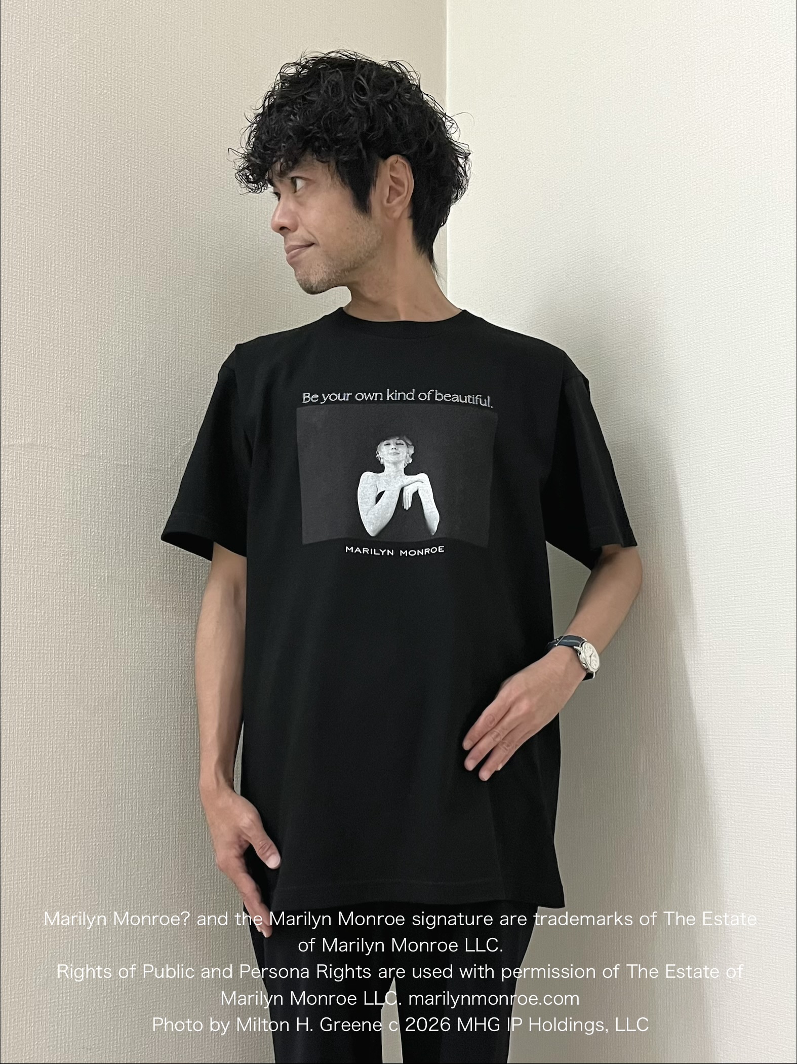 URAさんの「TAKEO KIKUCHI｜【別注】マリリン・モンロー/フォトTシャツ」を使ったコーディネート
