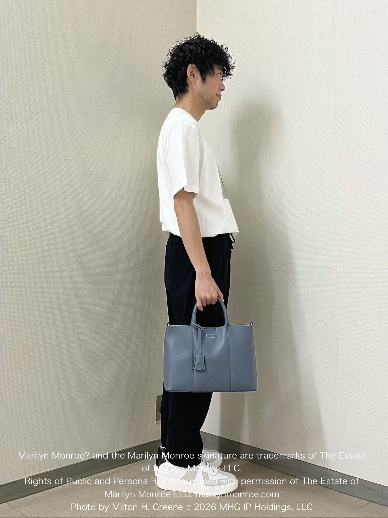 URAさんの「TAKEO KIKUCHI｜【別注】マリリン・モンロー/フォトTシャツ」を使ったコーディネート