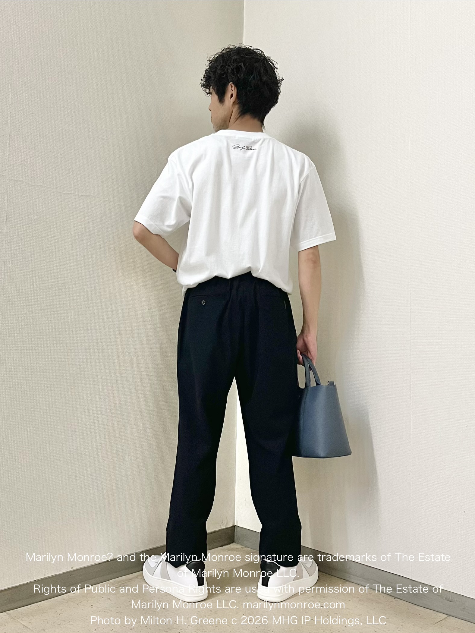 URAさんの「TAKEO KIKUCHI｜【別注】マリリン・モンロー/フォトTシャツ」を使ったコーディネート