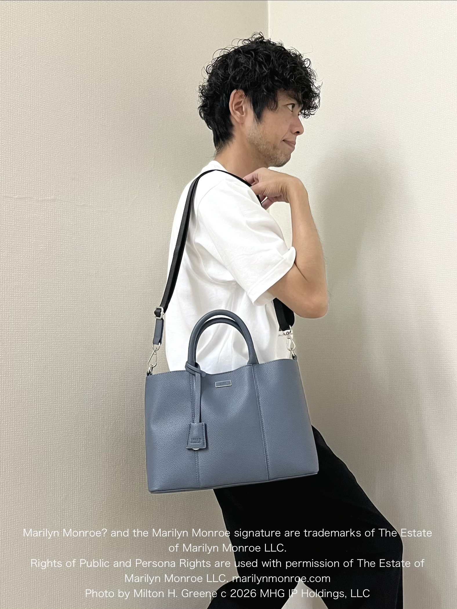 URAさんの「TAKEO KIKUCHI｜【別注】マリリン・モンロー/フォトTシャツ」を使ったコーディネート