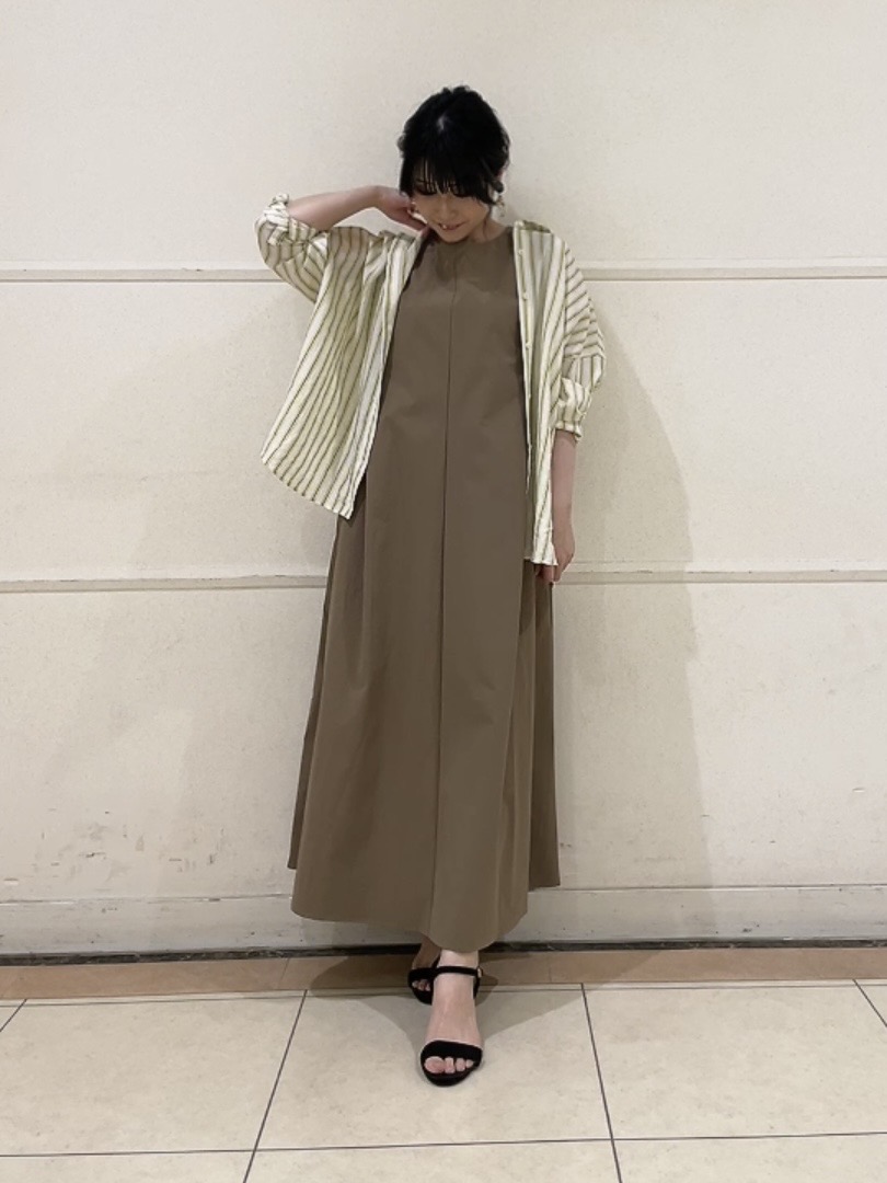 watanabeさんの「UNTITLED｜ストライプシャツ」を使ったコーディネート