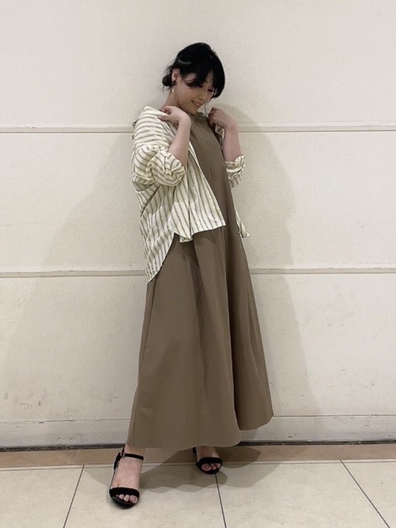 watanabeさんの「UNTITLED｜ストライプシャツ」を使ったコーディネート