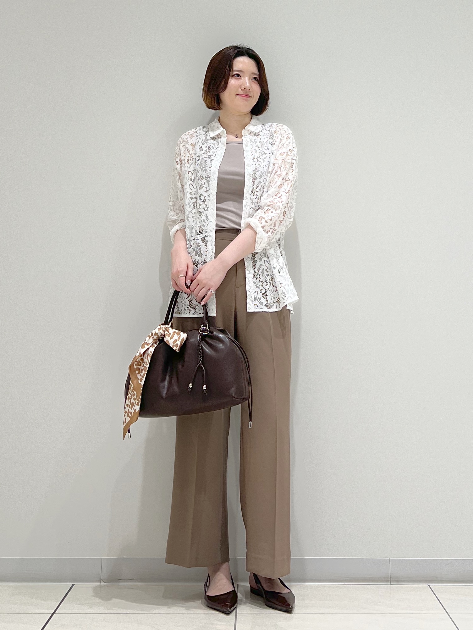 T.Kさんの「INDIVI｜【新作登場！着る日傘】 ワイドストレートパンツ」を使ったコーディネート