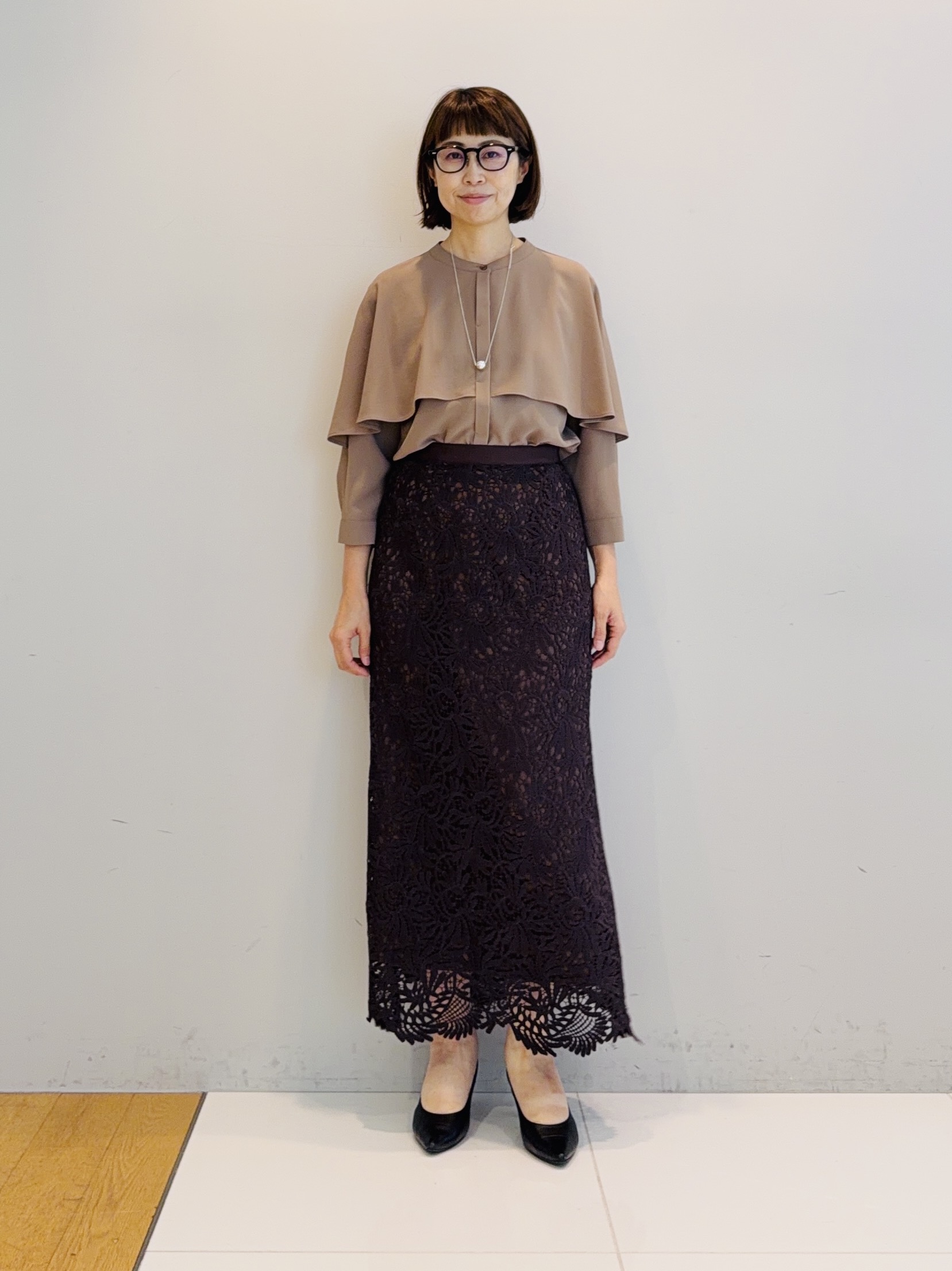 murayamaさんの「INDIVI｜【新作登場！着る日傘】 ケープ風ブラウス」を使ったコーディネート