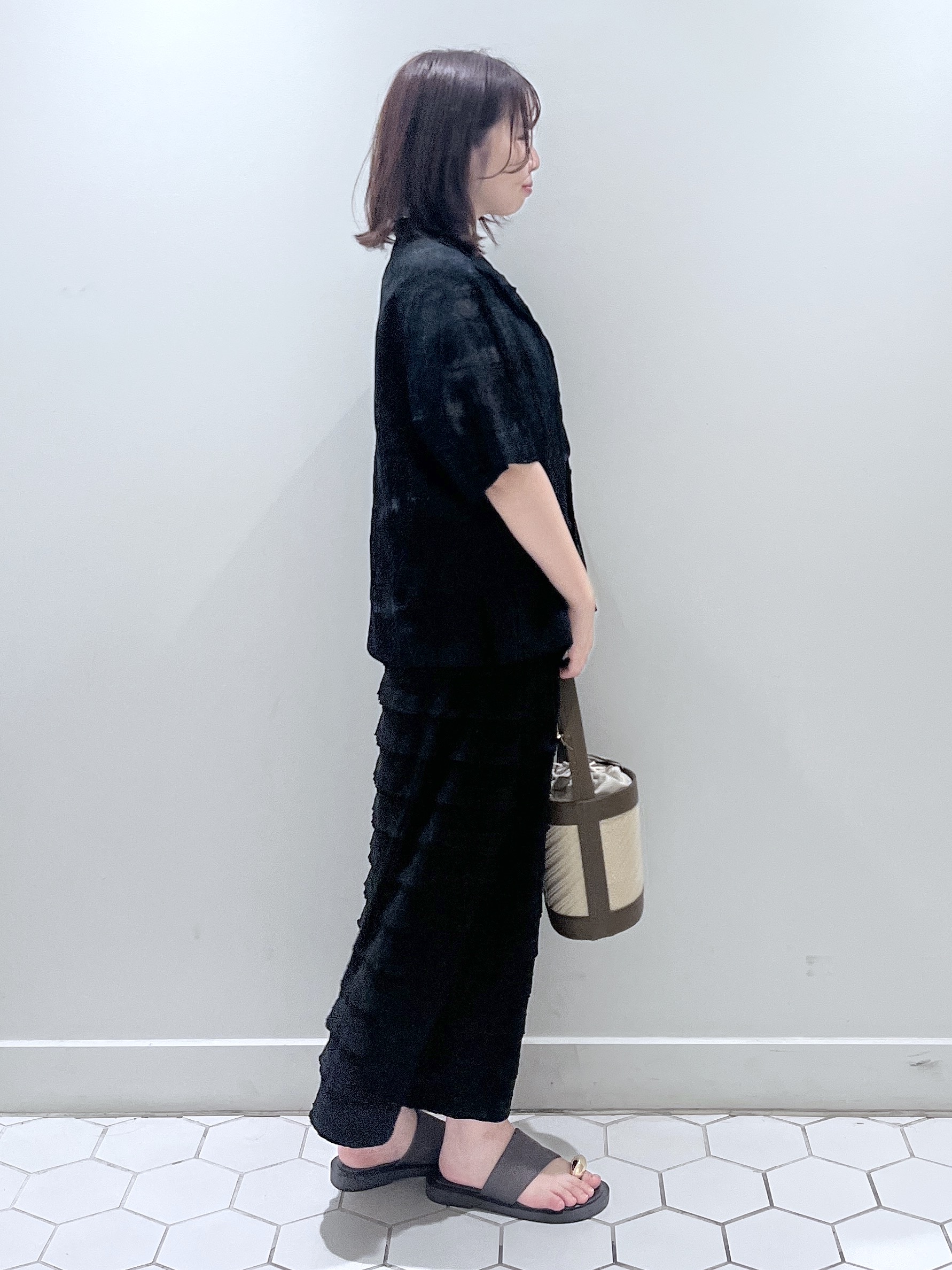 Makinoさんの「Dessin｜カラミレース 開襟シャツ」を使ったコーディネート
