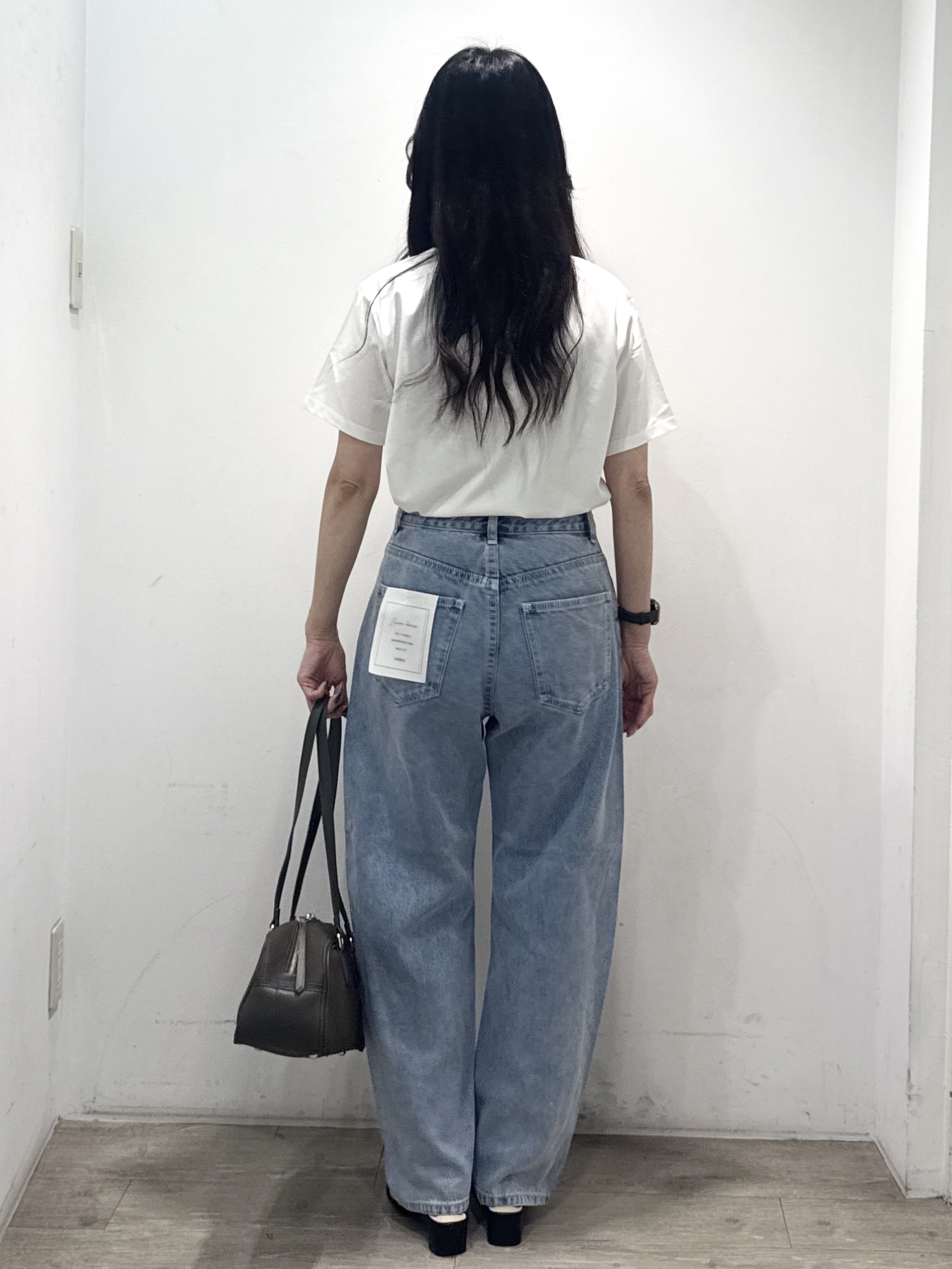 yuicciさんの「OPAQUE.CLIP｜【UV】フラワープリントTシャツ≪洗濯機OK／接触冷感≫」を使ったコーディネート