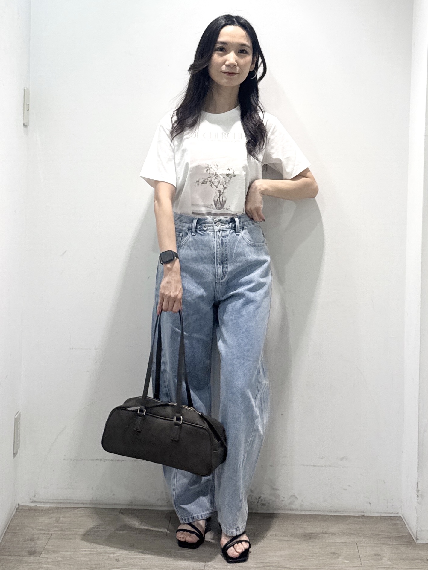 yuicciさんの「OPAQUE.CLIP｜【UV】フラワープリントTシャツ≪洗濯機OK／接触冷感≫」を使ったコーディネート
