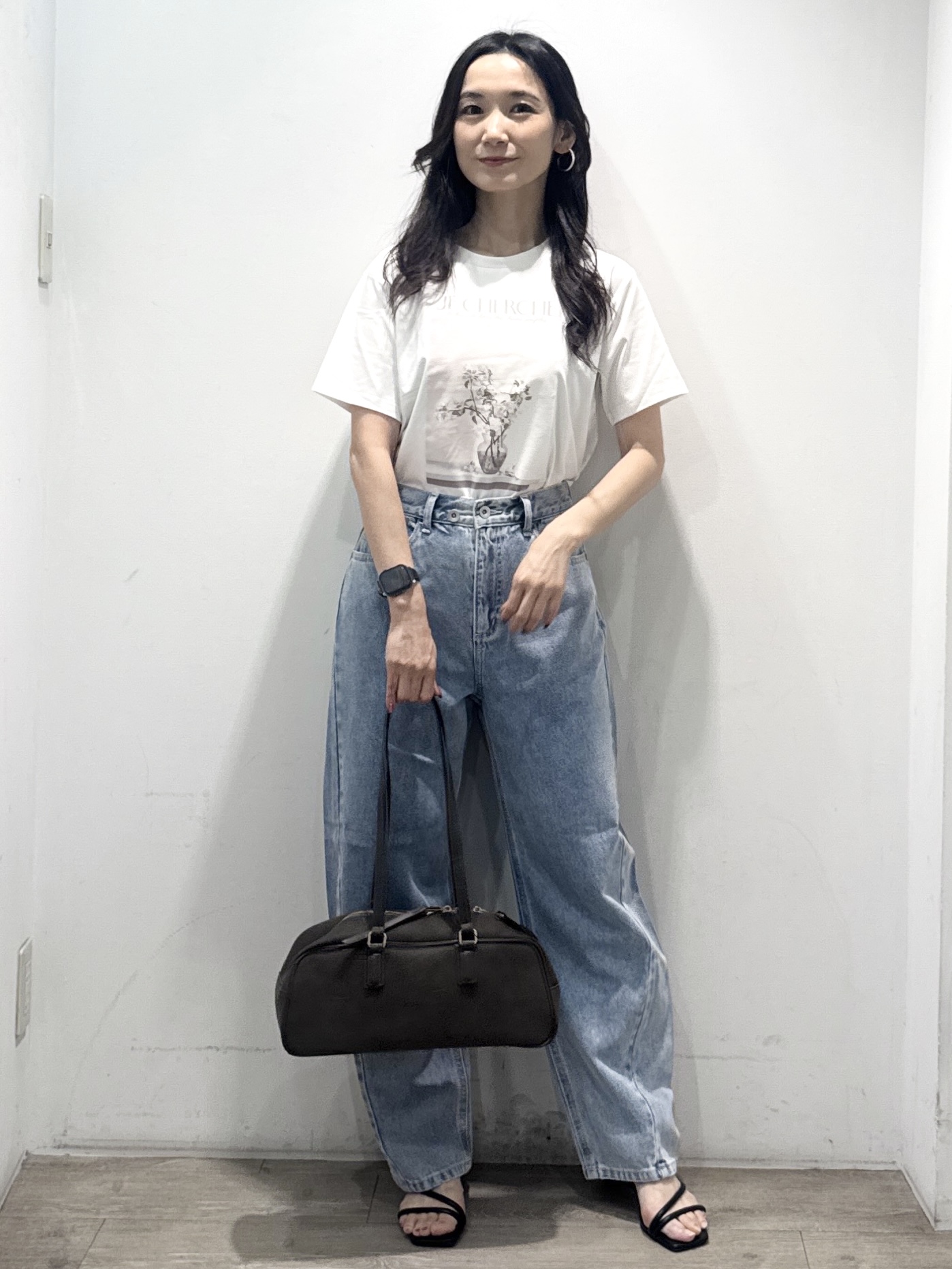 yuicciさんの「OPAQUE.CLIP｜【UV】フラワープリントTシャツ≪洗濯機OK／接触冷感≫」を使ったコーディネート