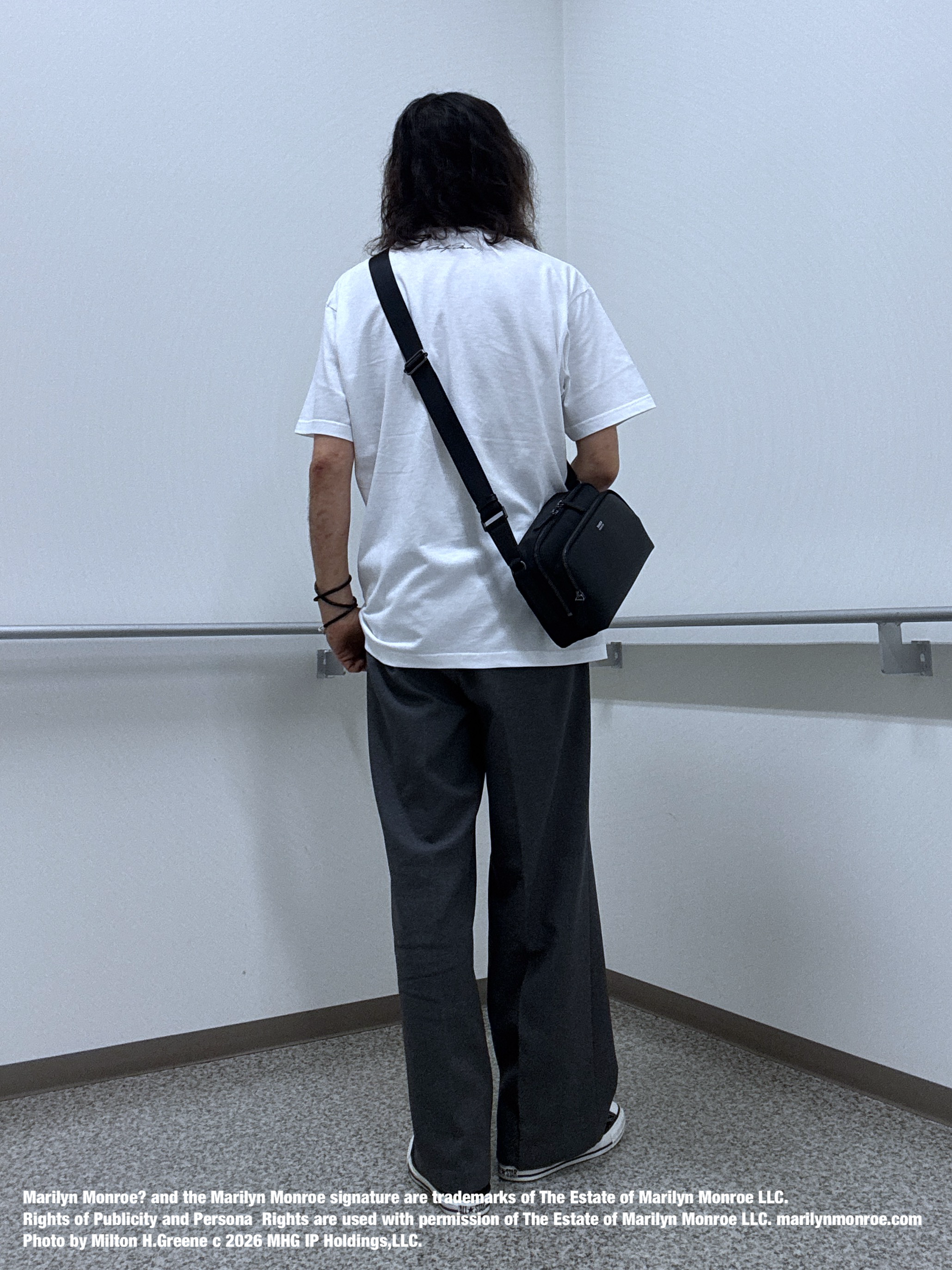 おーのさんの「TAKEO KIKUCHI｜【別注】マリリン・モンロー/フォトTシャツ」を使ったコーディネート