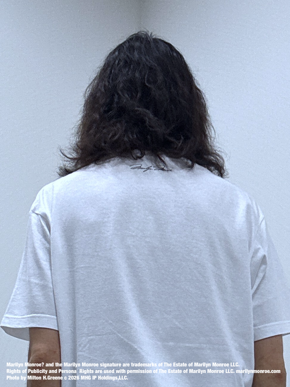 おーのさんの「TAKEO KIKUCHI｜【別注】マリリン・モンロー/フォトTシャツ」を使ったコーディネート