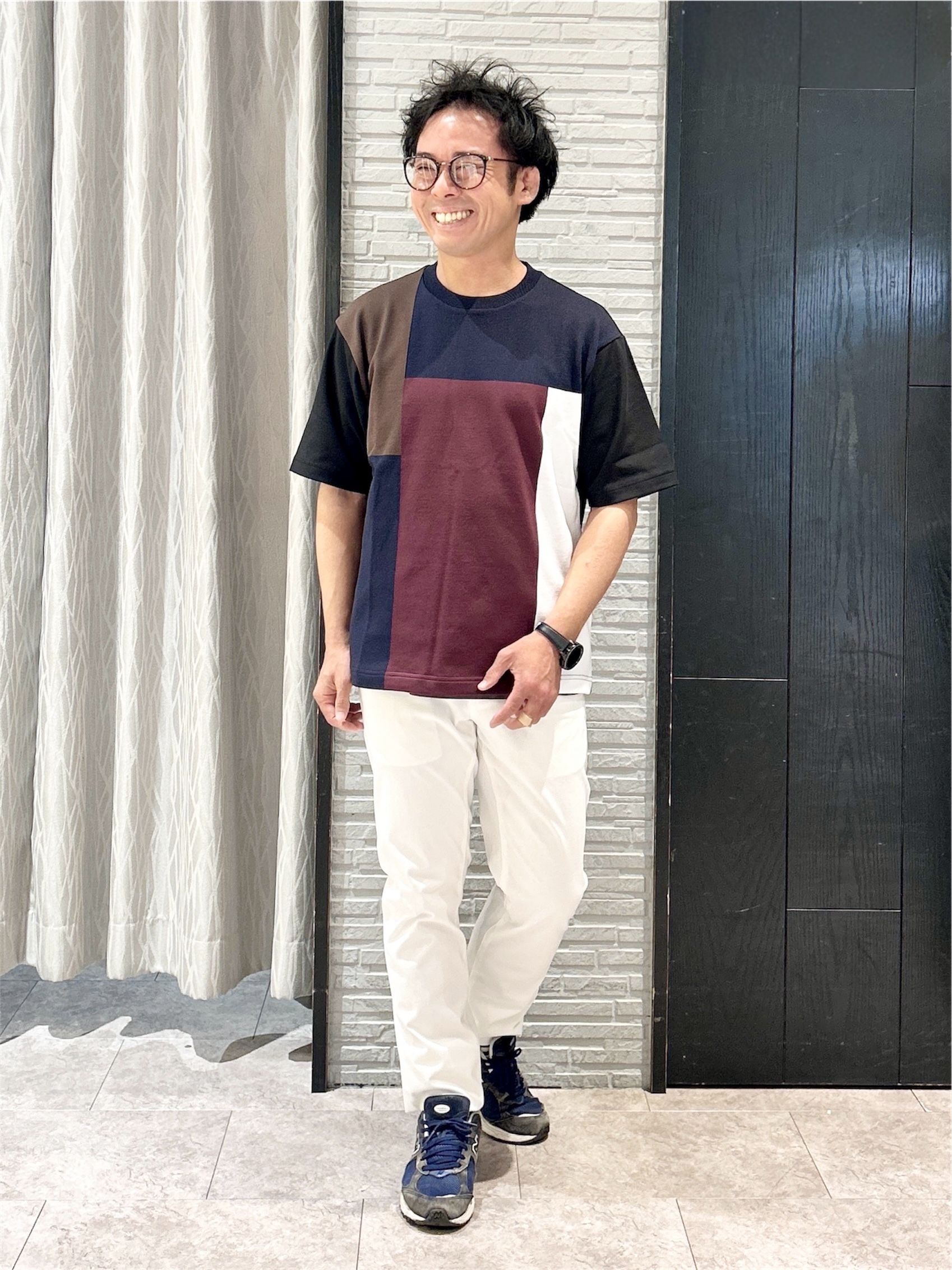 KENJI Iさんの「THE SHOP TK｜【洗濯機OK】ブロッキング半袖ニット」を使ったコーディネート