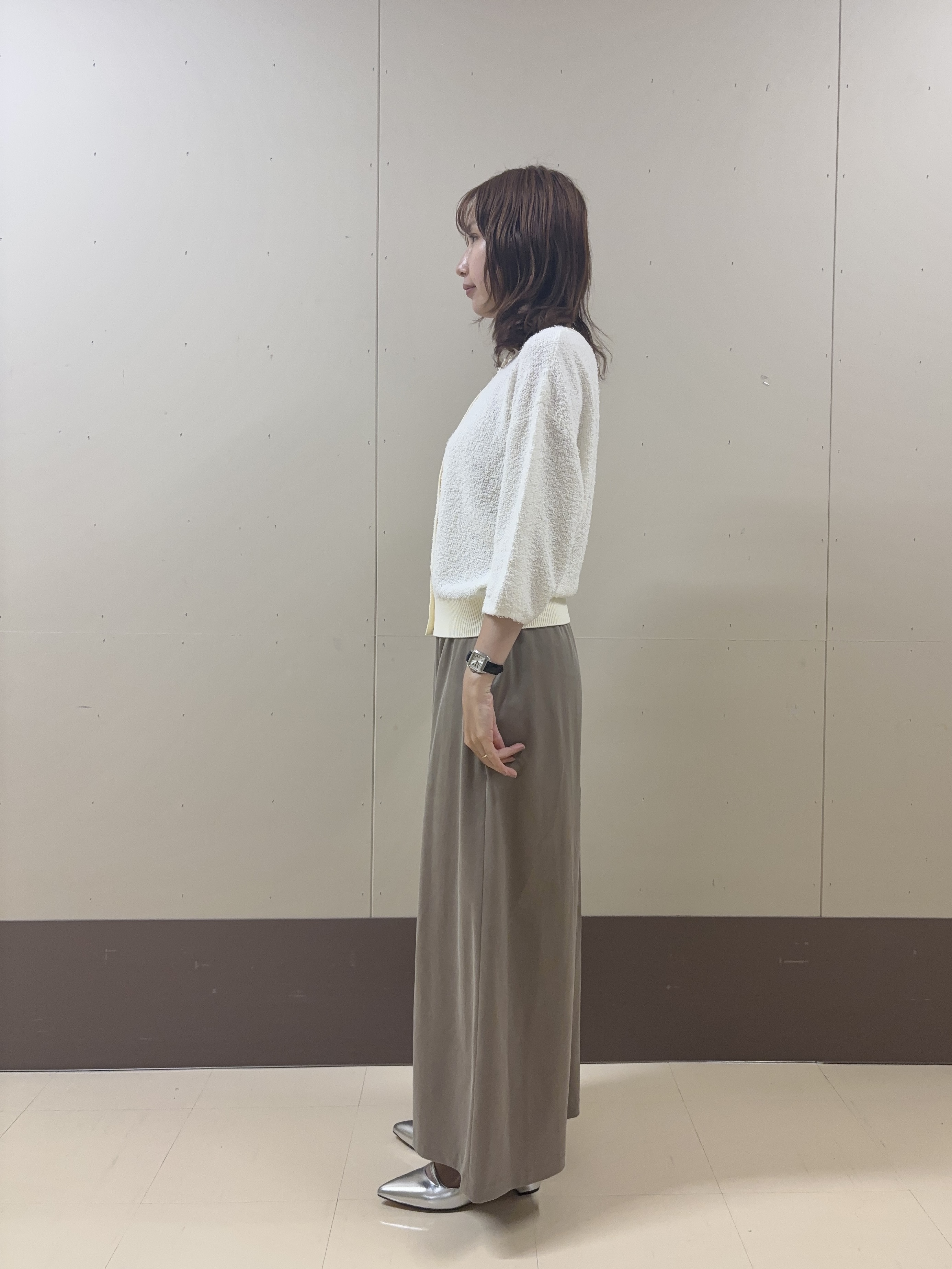 yuriさんの「UNTITLED｜【前後2WAY】コットン混カールプルオーバー」を使ったコーディネート