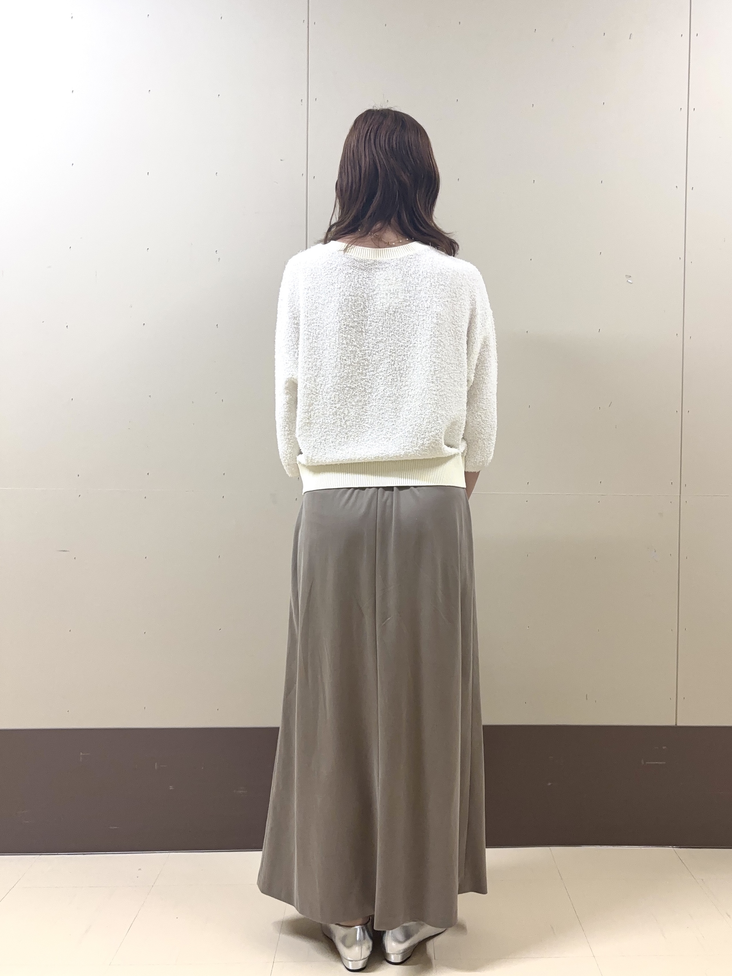 yuriさんの「UNTITLED｜【前後2WAY】コットン混カールプルオーバー」を使ったコーディネート