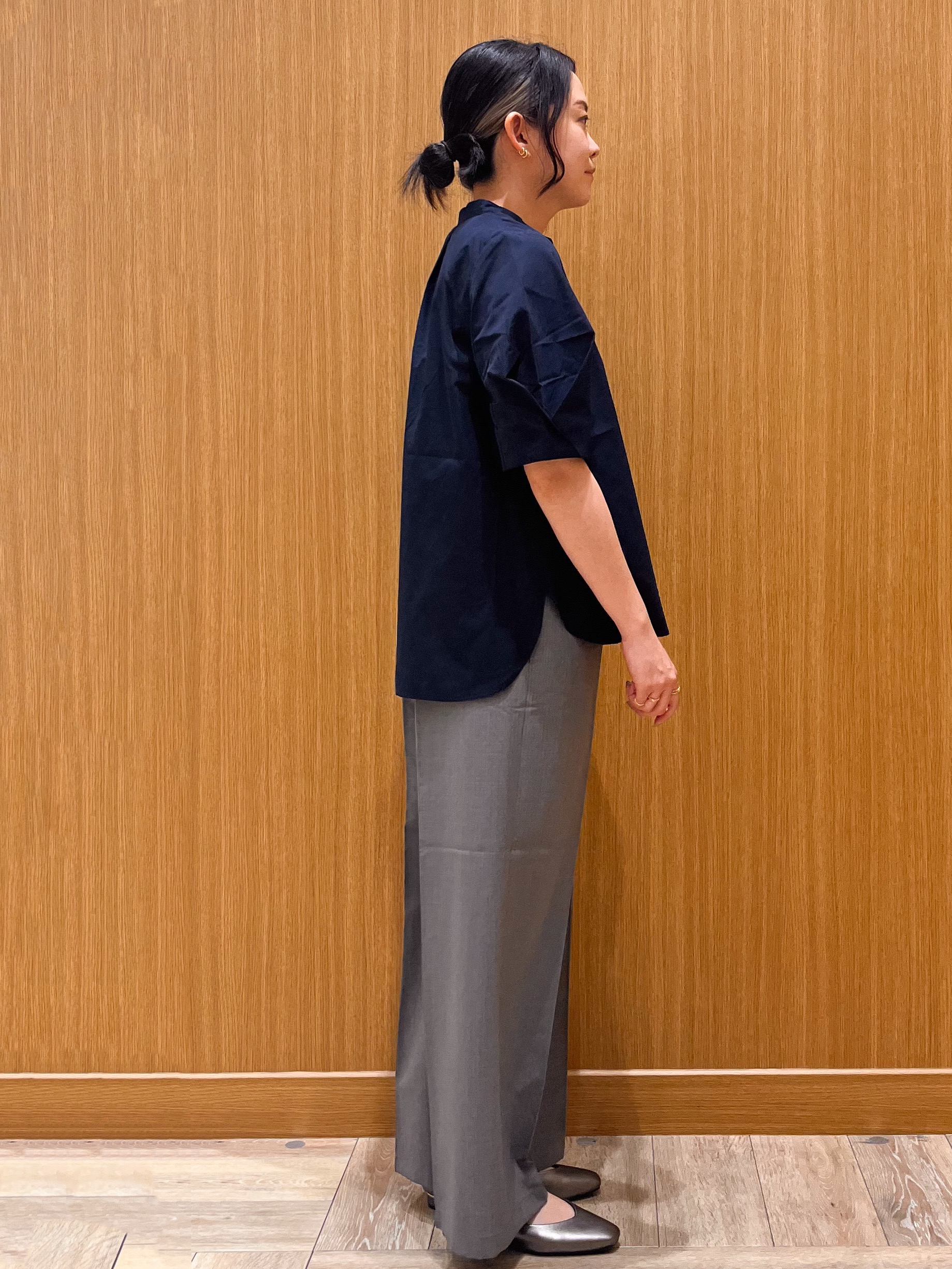 aさんの「OPAQUE.CLIP｜タックスリーブ スキッパーブラウス【洗濯機OK】」を使ったコーディネート