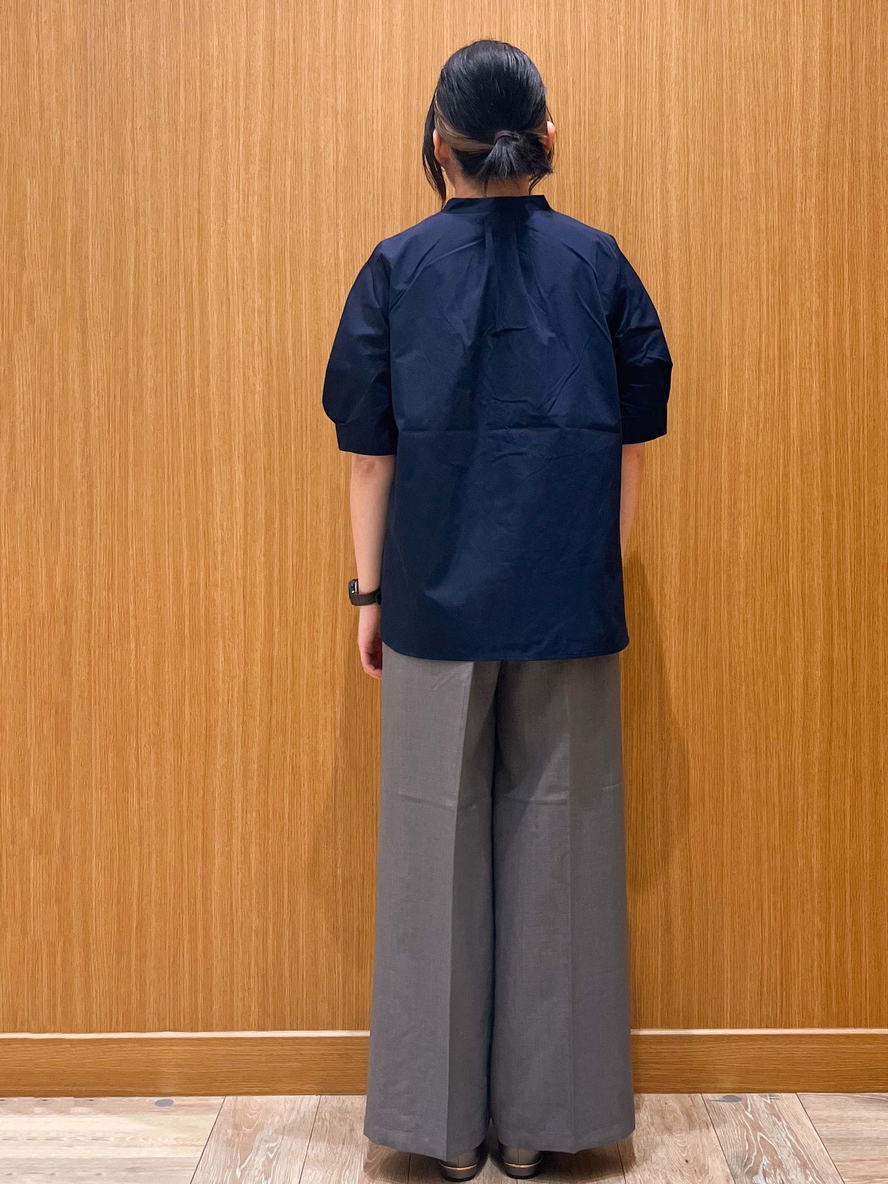 aさんの「OPAQUE.CLIP｜タックスリーブ スキッパーブラウス【洗濯機OK】」を使ったコーディネート