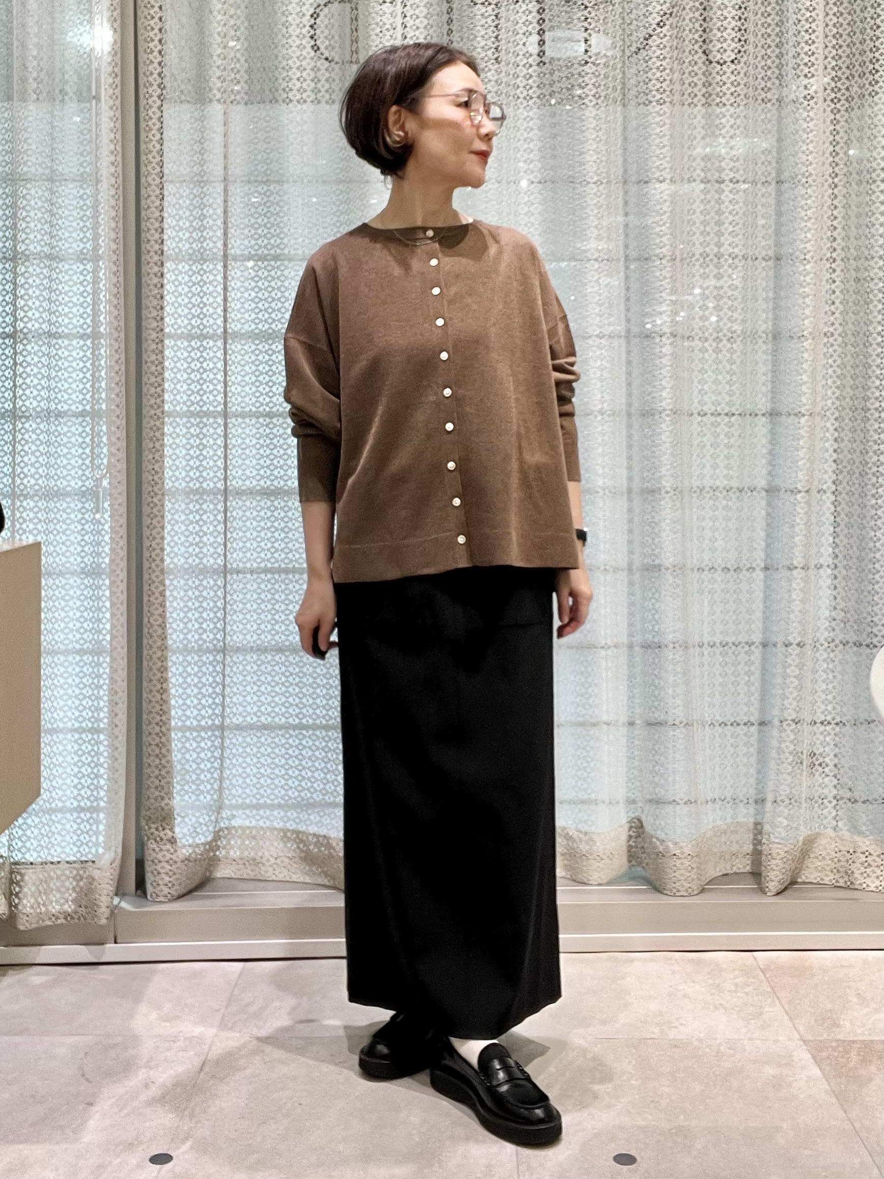 ymさんの「UNTITLED｜【アンサンブル可】前後2WAYカーディガン」を使ったコーディネート