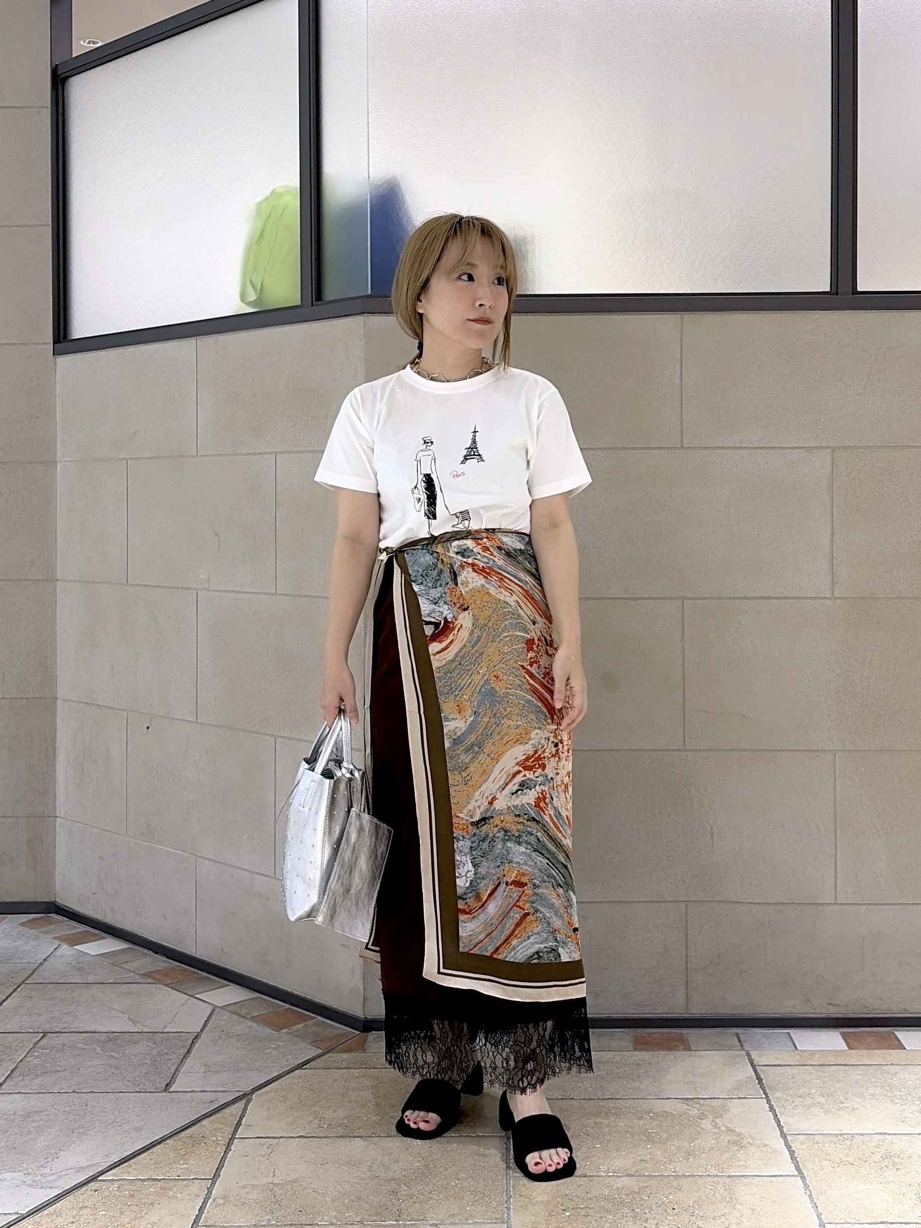 よねさんの「INDIVI｜フレンチブルTシャツ」を使ったコーディネート