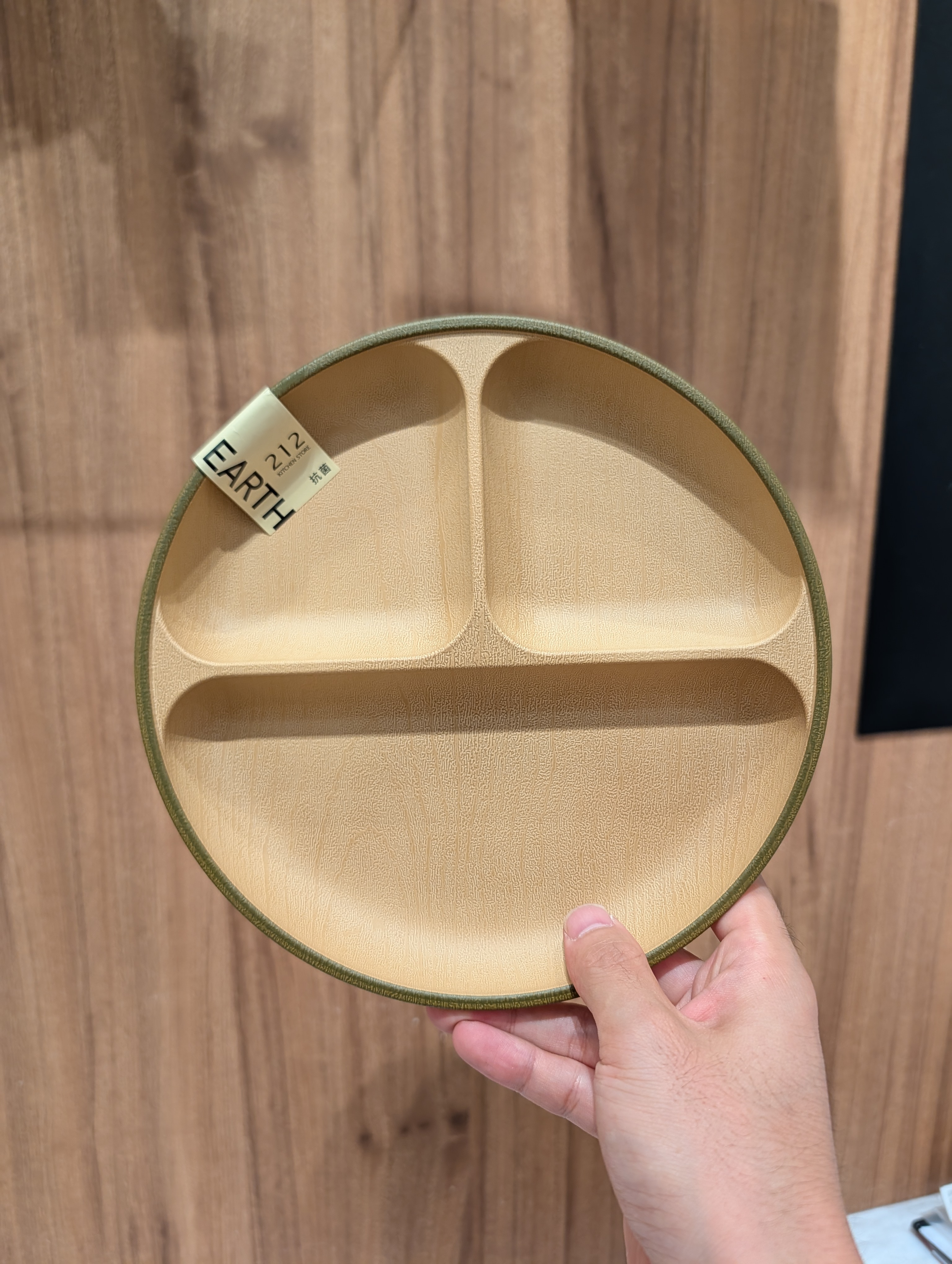 シモさんの「212 KITCHEN STORE｜earth color 抗菌カップ OB ＜212Kオリジナル＞」を使ったコーディネート