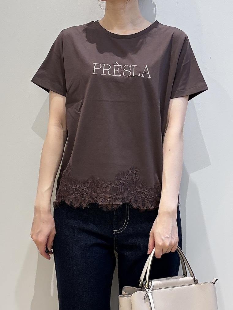MOMOさんの「index｜【接触冷感／UVケア】裾レースロゴTシャツ《洗濯機OK／S-3L》」を使ったコーディネート