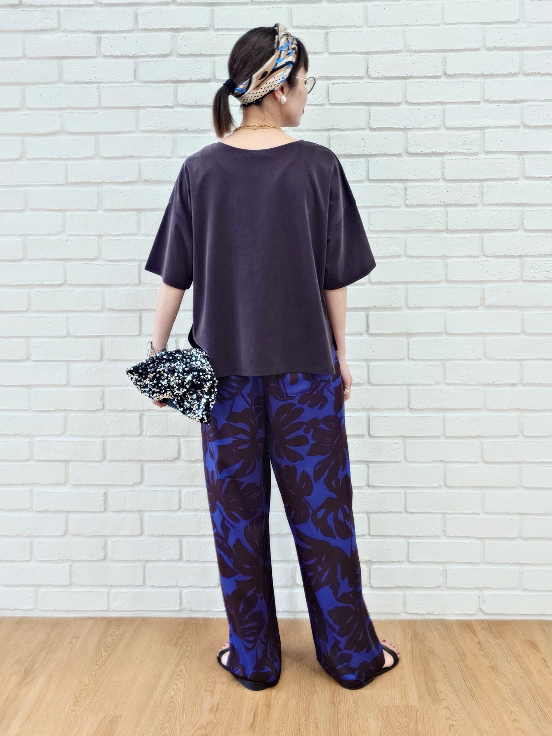 MUTSUKOさんの「UNTITLED｜【セットアップ可/接触冷感】ヴィンテージライクプルオーバー」を使ったコーディネート
