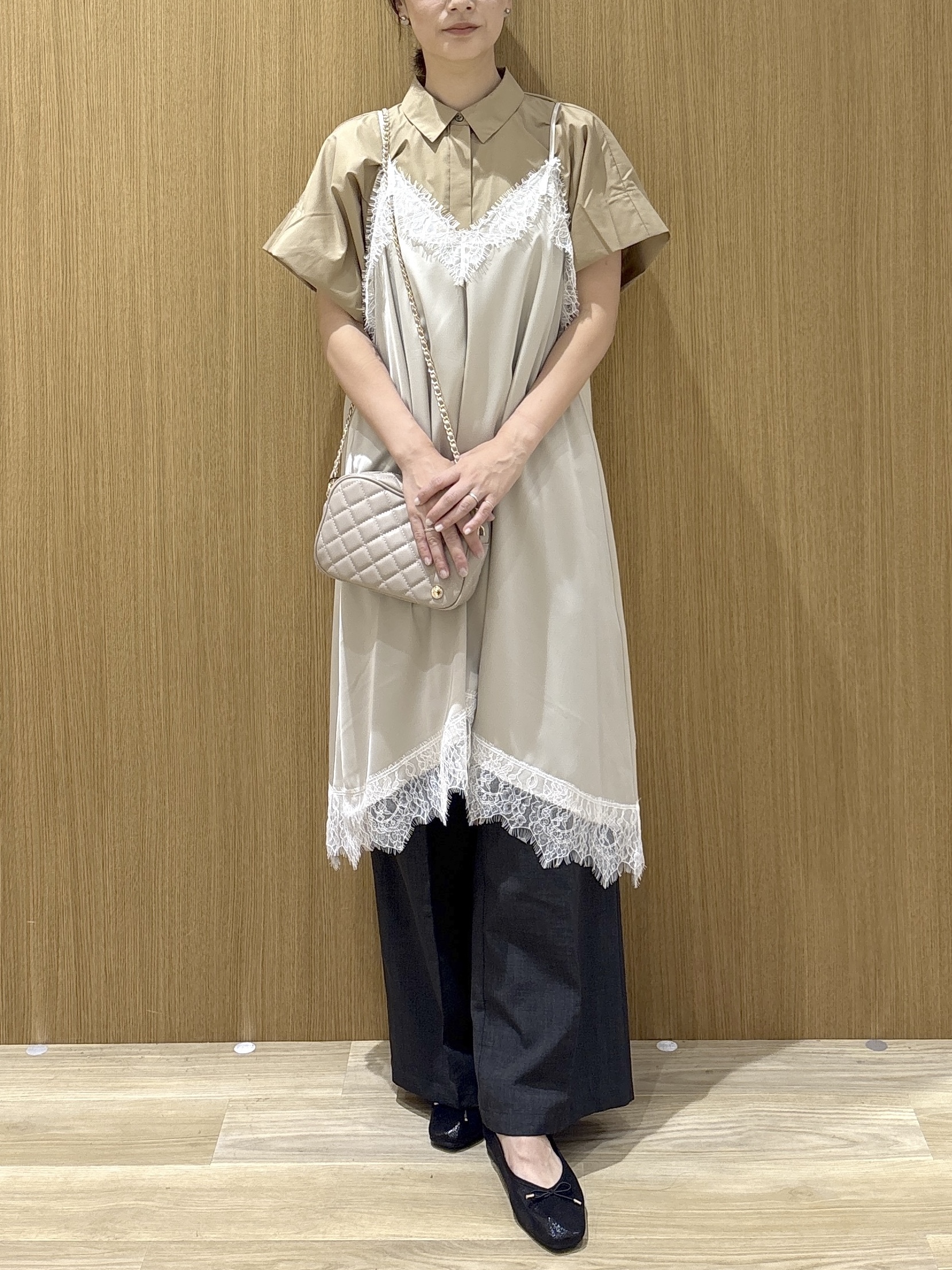 たけねぇさんの「OPAQUE.CLIP｜タックニュアンスフォルムシャツ【洗濯機OK】」を使ったコーディネート