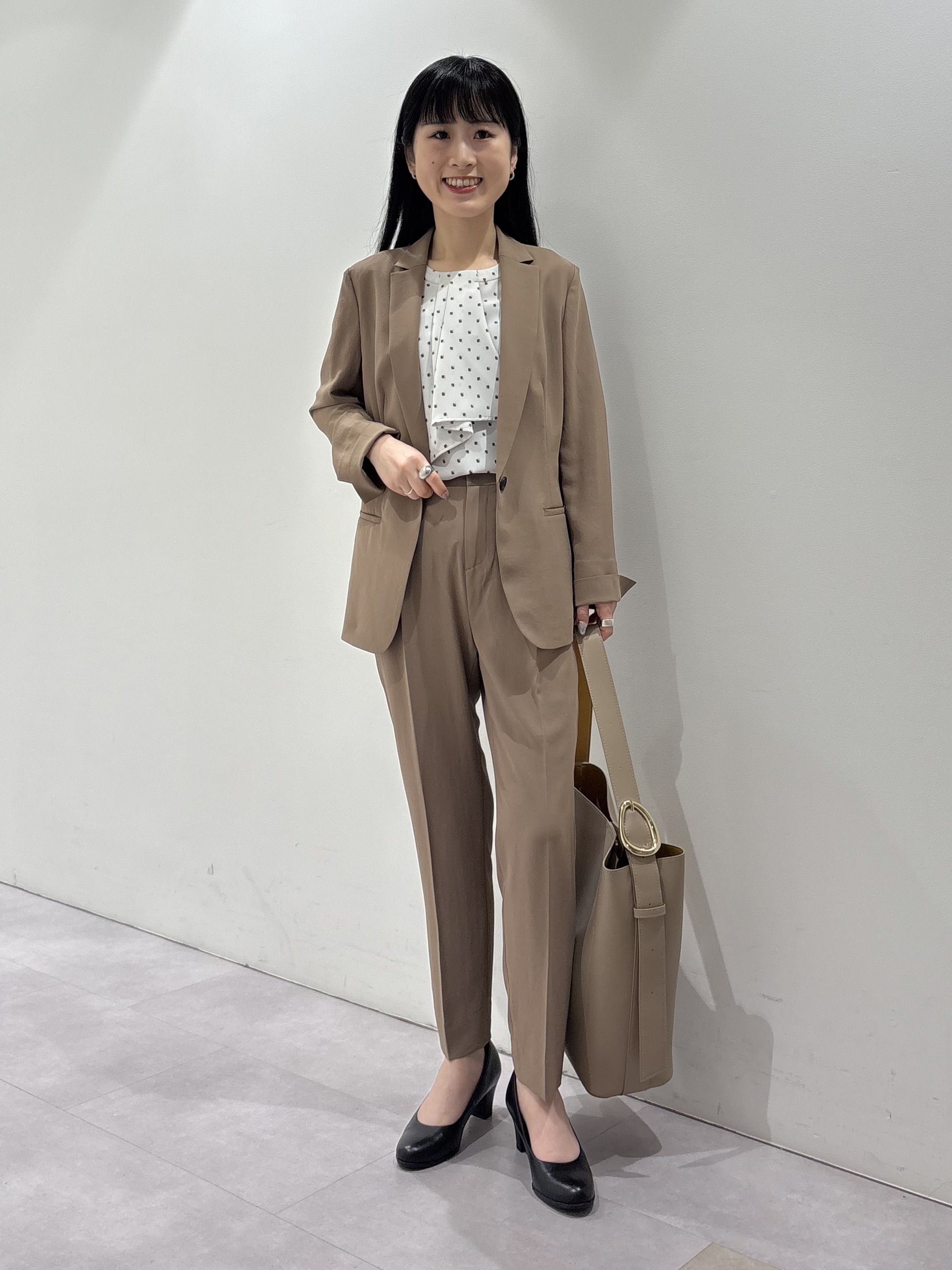 KEIKOさんの「INDIVI｜【新作登場！着る日傘】 ダブルジャケット」を使ったコーディネート