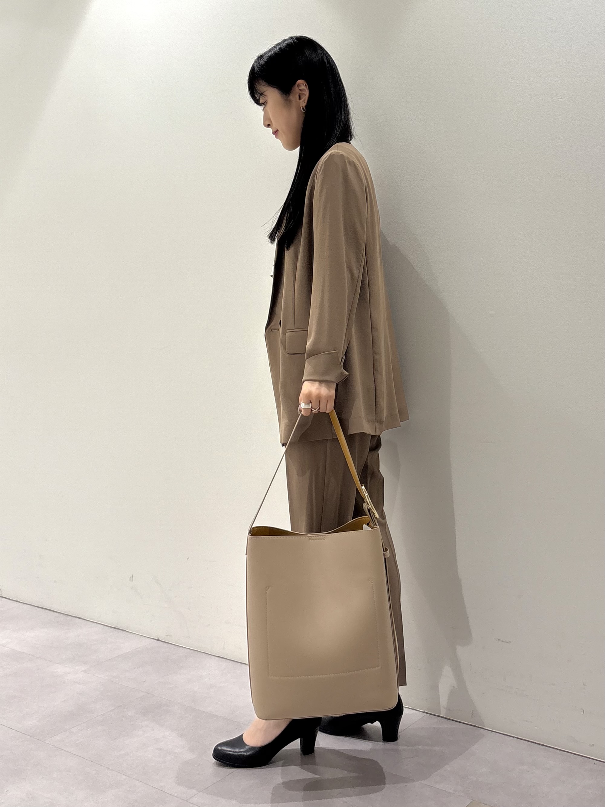 KEIKOさんの「INDIVI｜【新作登場！着る日傘】 ダブルジャケット」を使ったコーディネート